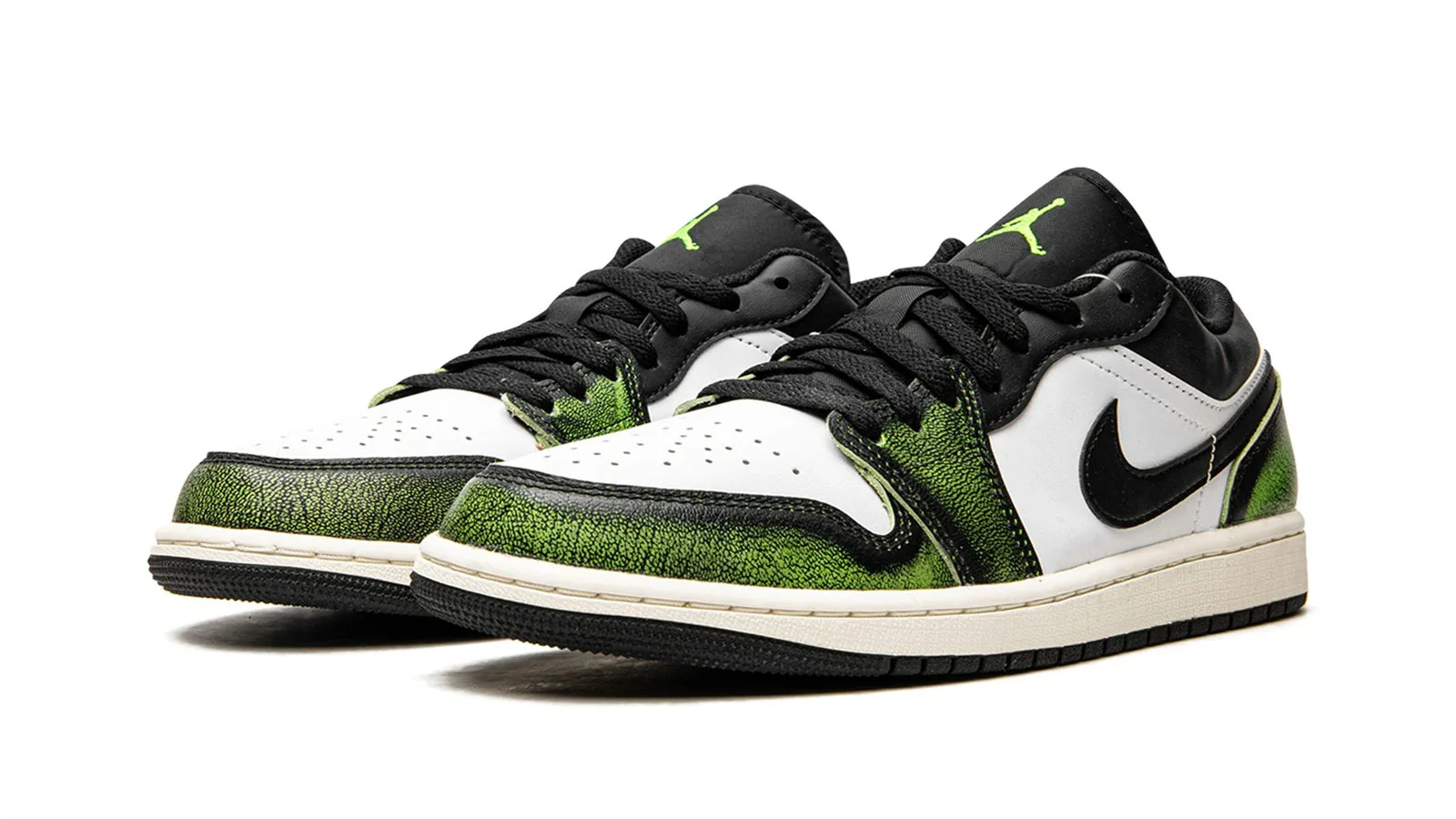 Air Jordan 1 Low SE 