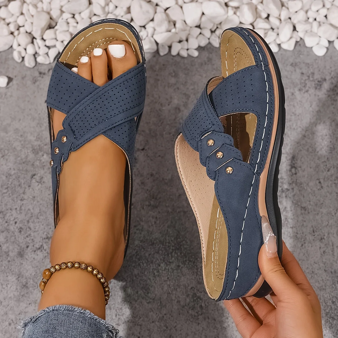 Women��s Wedge Sandals Lightweight Comfort for Summer Wear