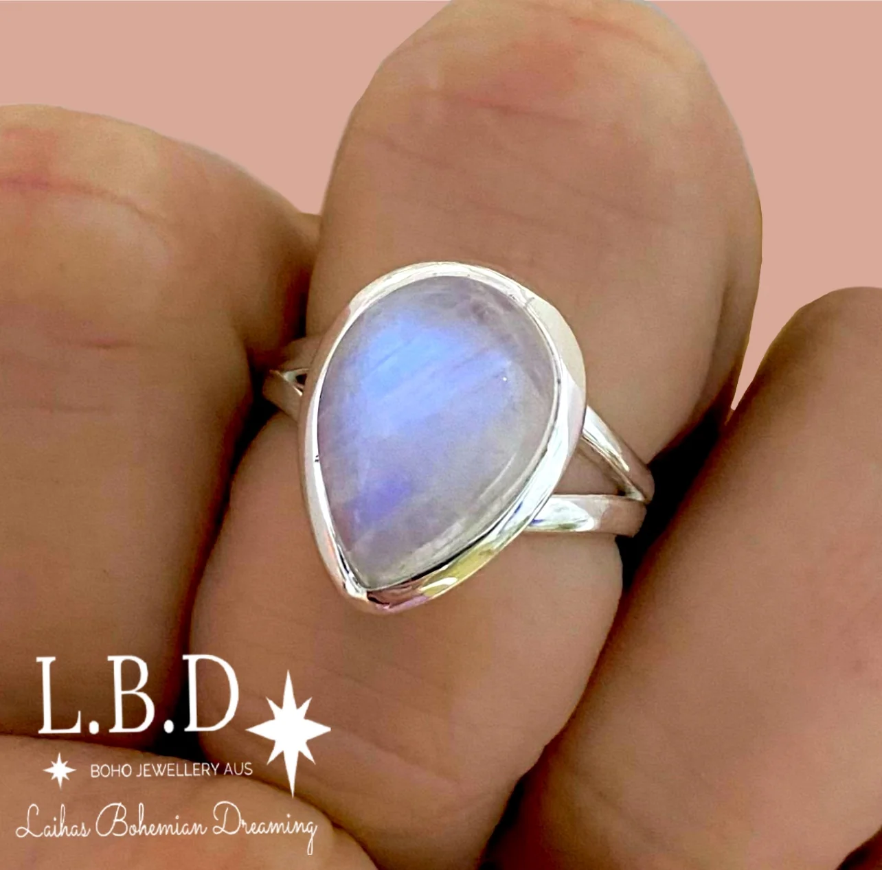 Laihas Handmade Raindrop Moonstone Ring