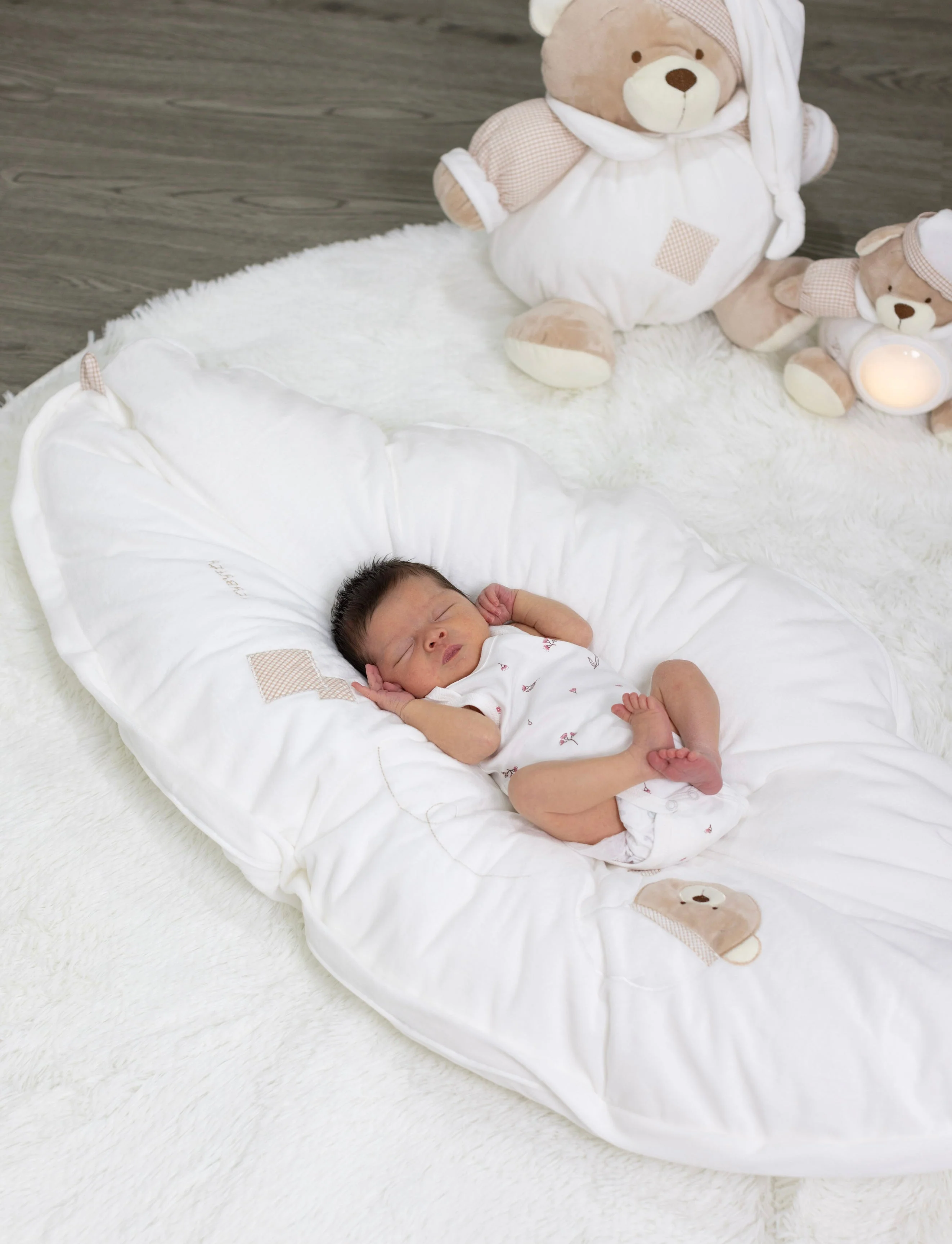 5 in 1 Nursing & Lounge Pillow | White & Beige