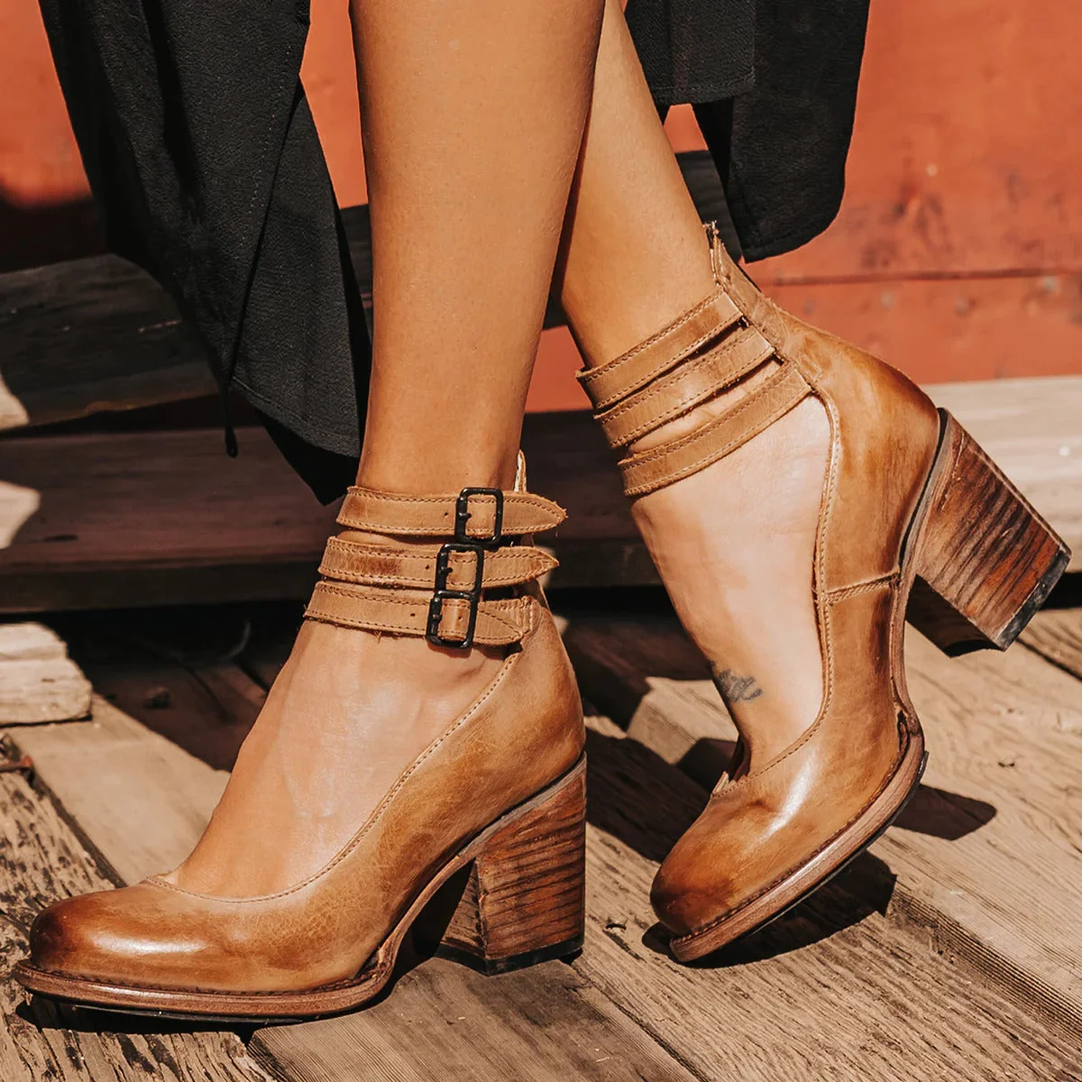 Women��s Vintage Ankle Strap Heels Elegant Black Design