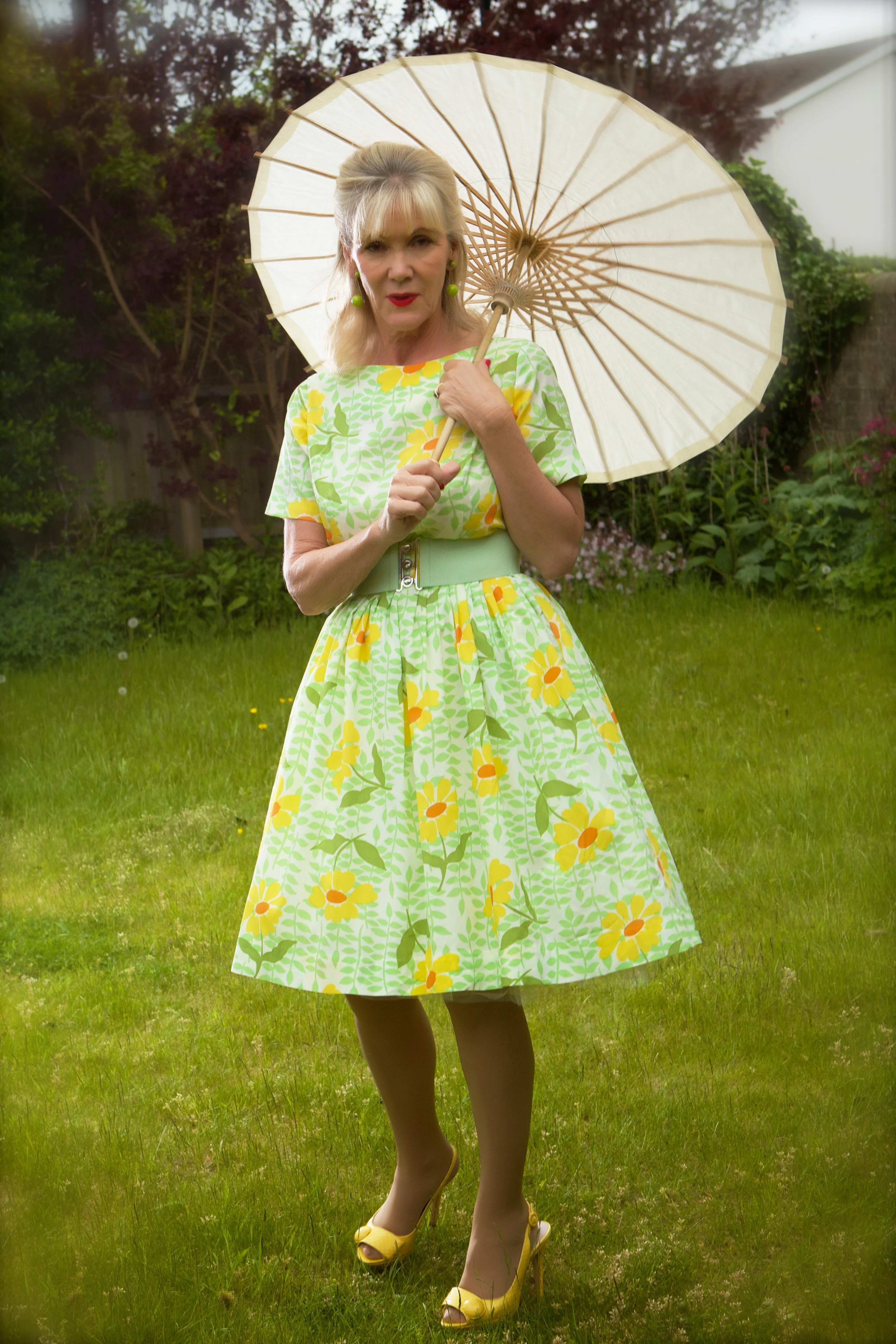 1960s Betty Barclay Daisy Dress