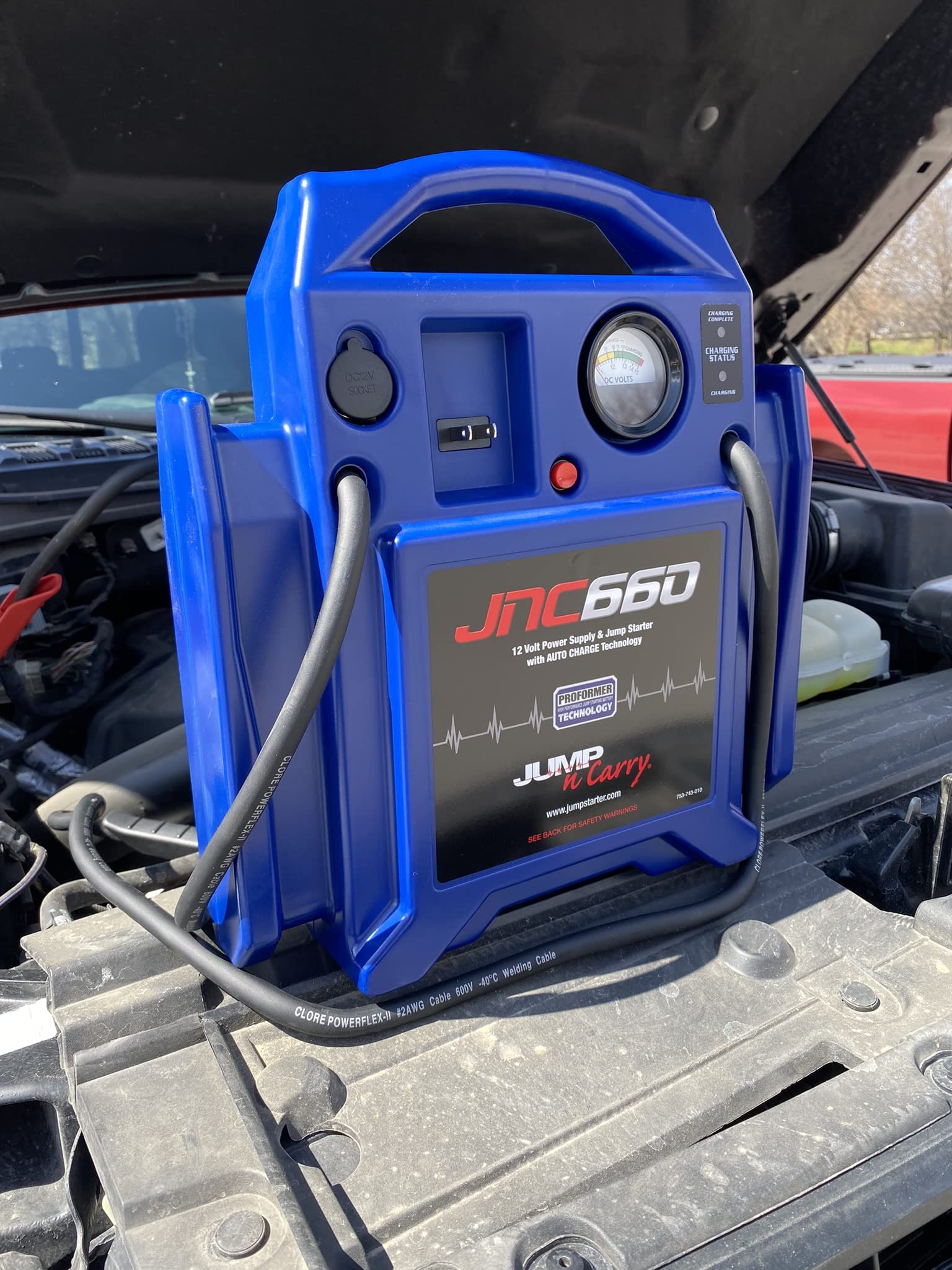 Clore Automotive Jump-N-Carry JNC660 1700 Peak Amp 12 Volt Jump Starter