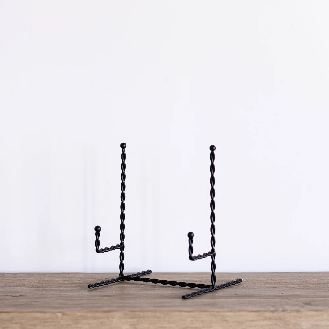 Twisted Iron Cook Book Stand