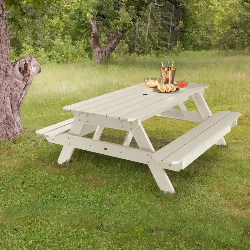 HIGHWOOD Eco-friendly Picnic Table