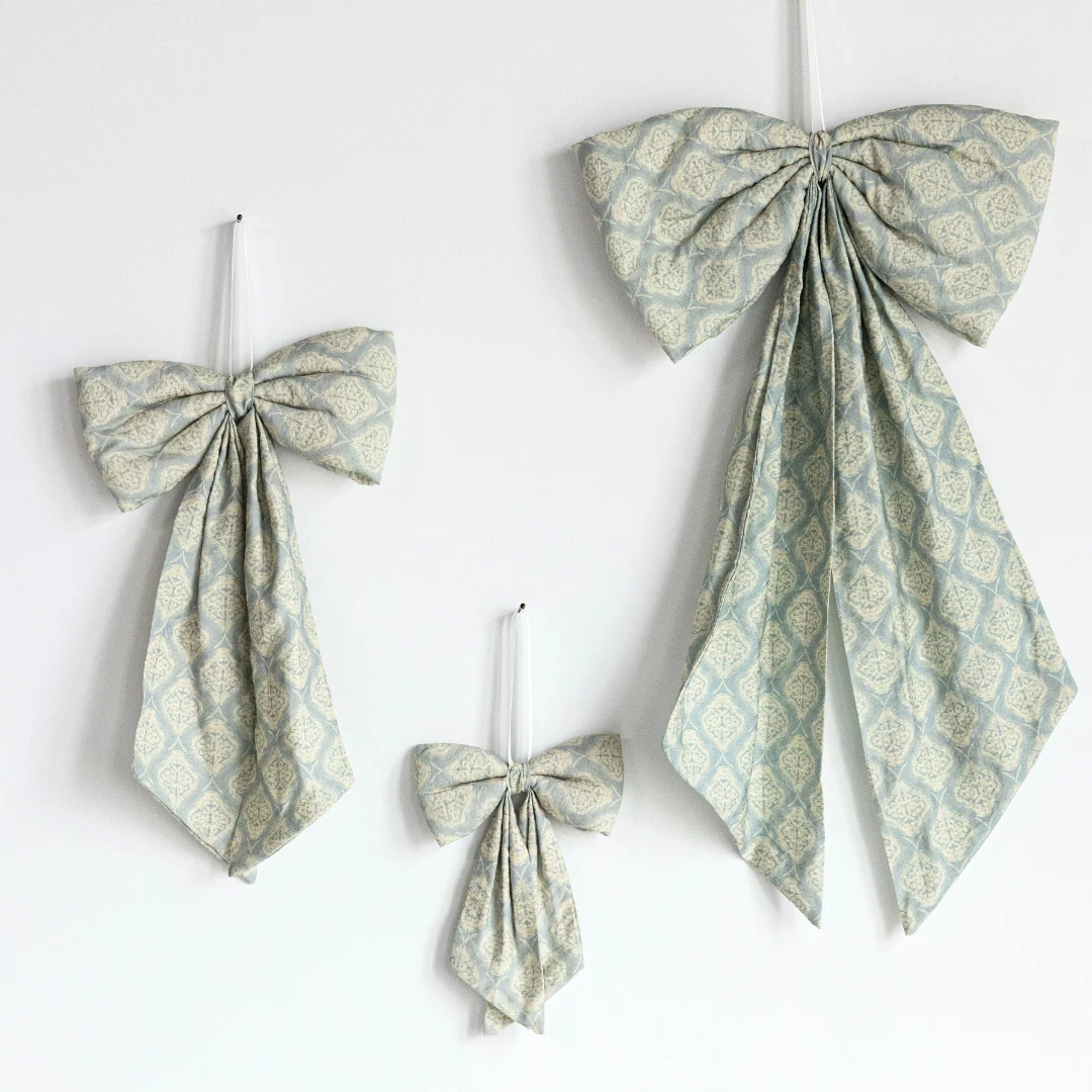 Teal Medallion Pattern Fabric Bows