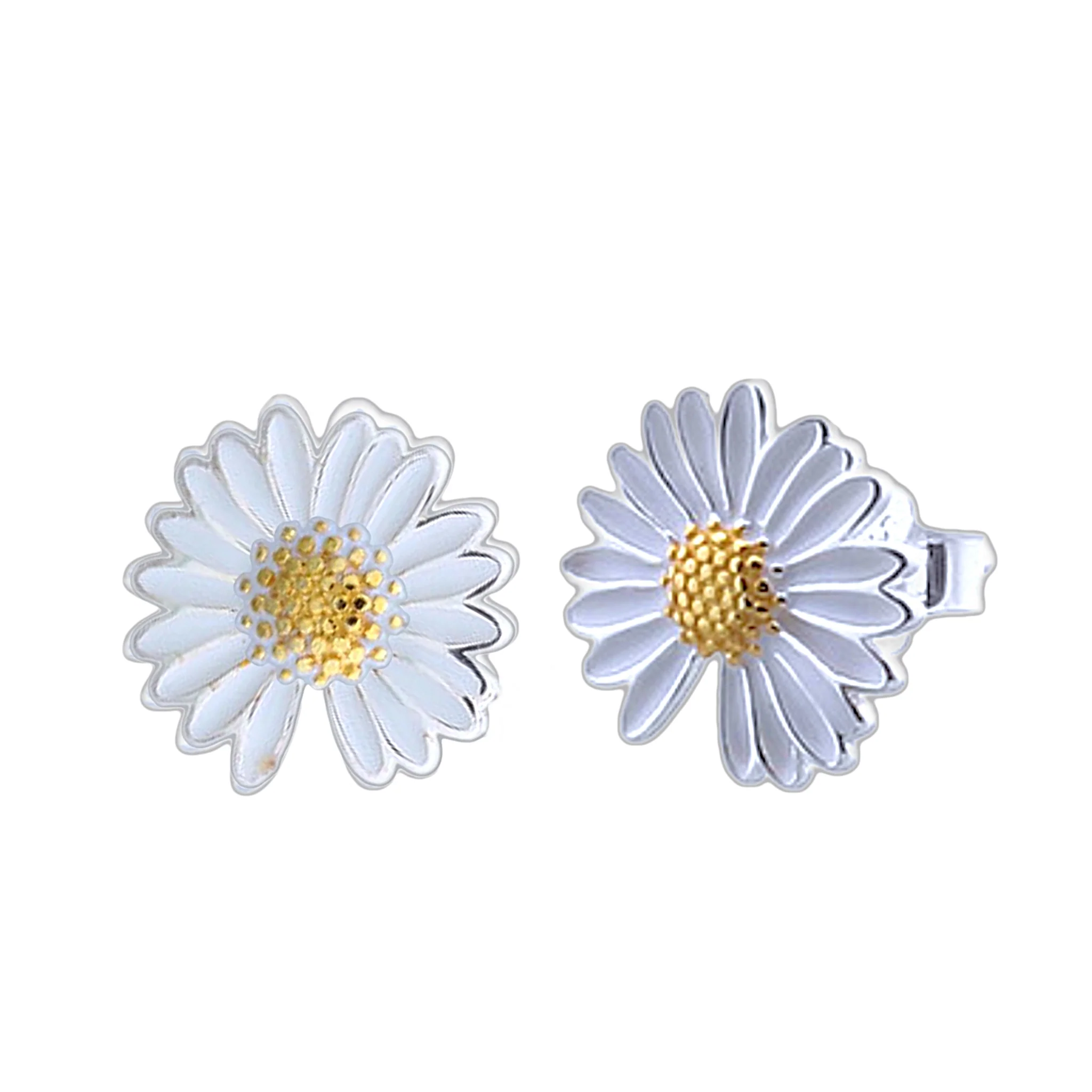 Laihas ��Loves Me�� Daisy Flower Stud Earrings