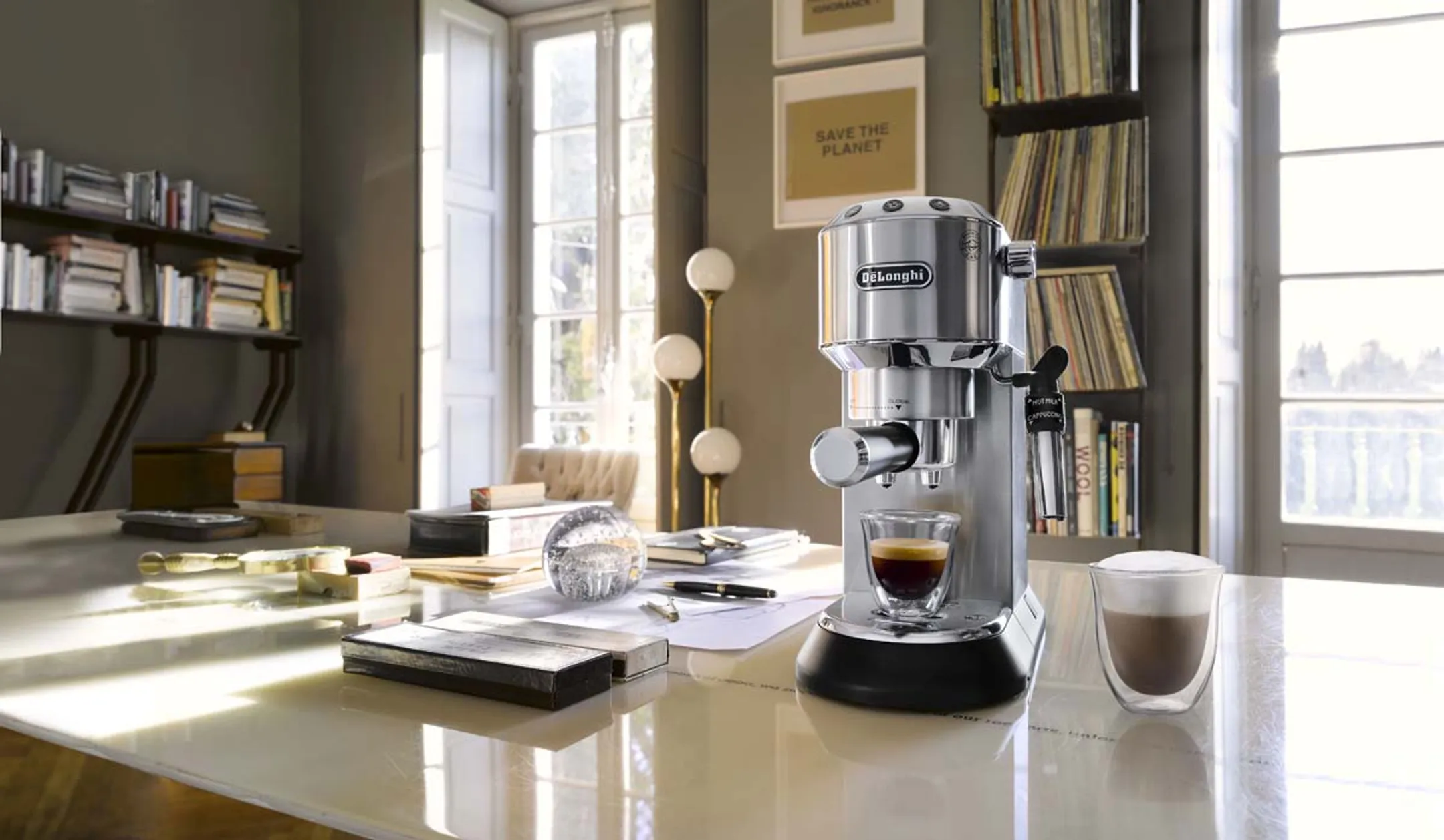 De'Longhi Pompdruk Espressomachine Dedica Style EC685.M