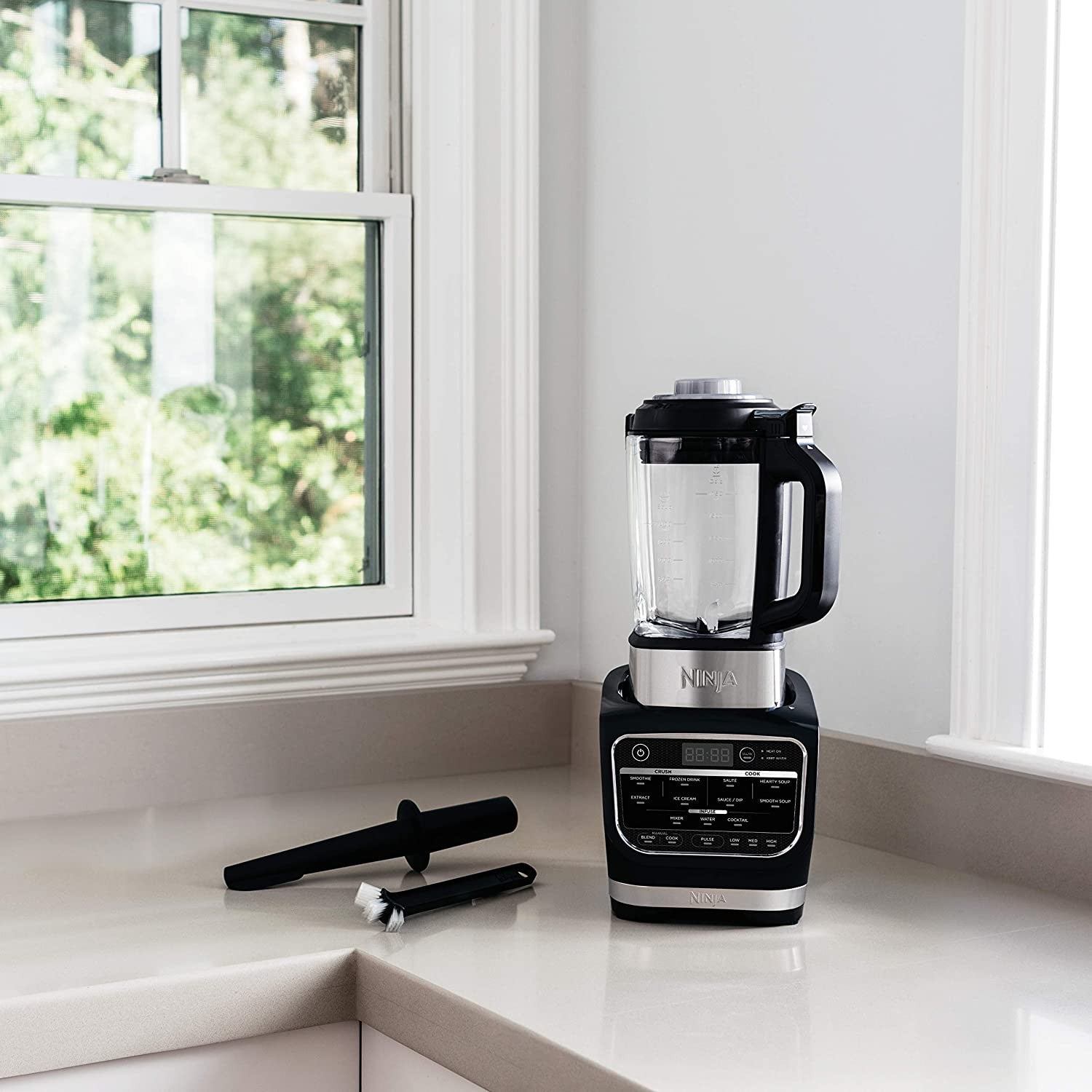 Ninja Foodi Cold & Hot Blender With 1400 Peak Watts Nonstick Glass Pitcher (HB152), 64 oz, Black