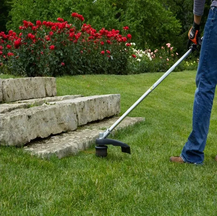 ECHO SRM-225 21.2 cc Gas 2-Stroke Cycle Straight Shaft Trimmer