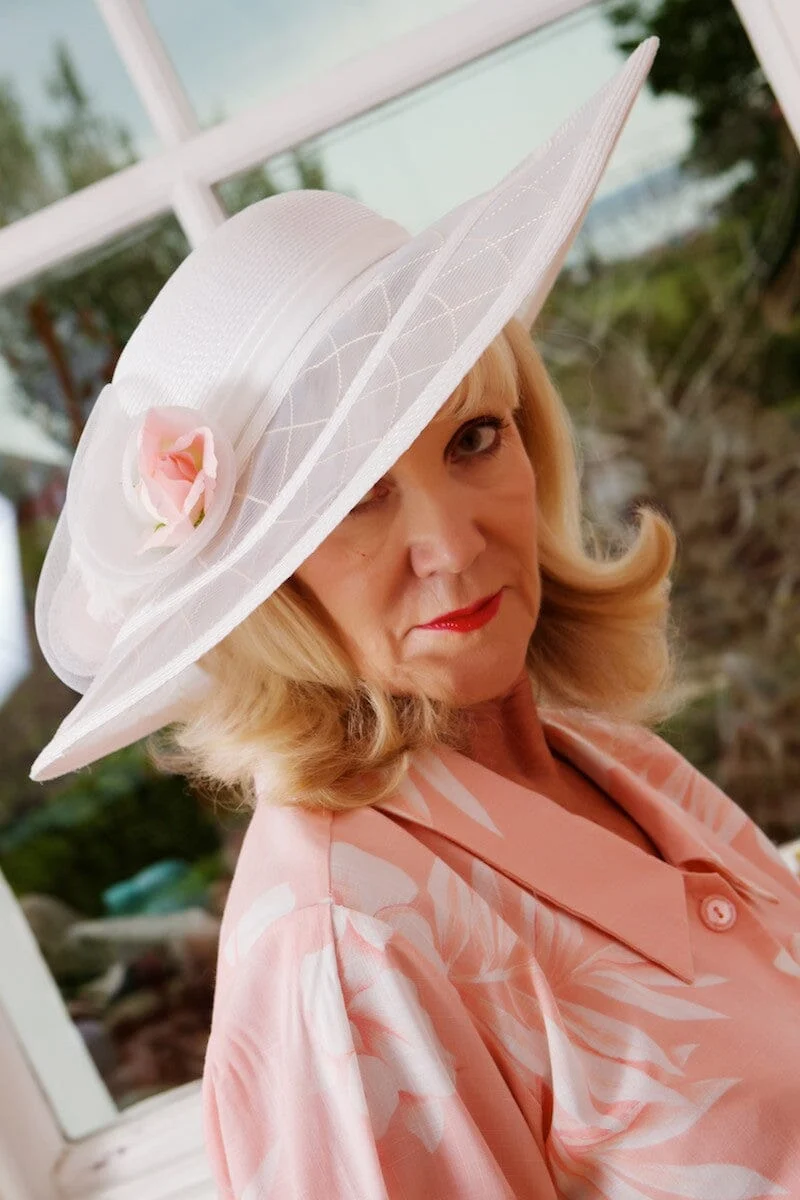 1960s Wide Brim White Hat with Roses
