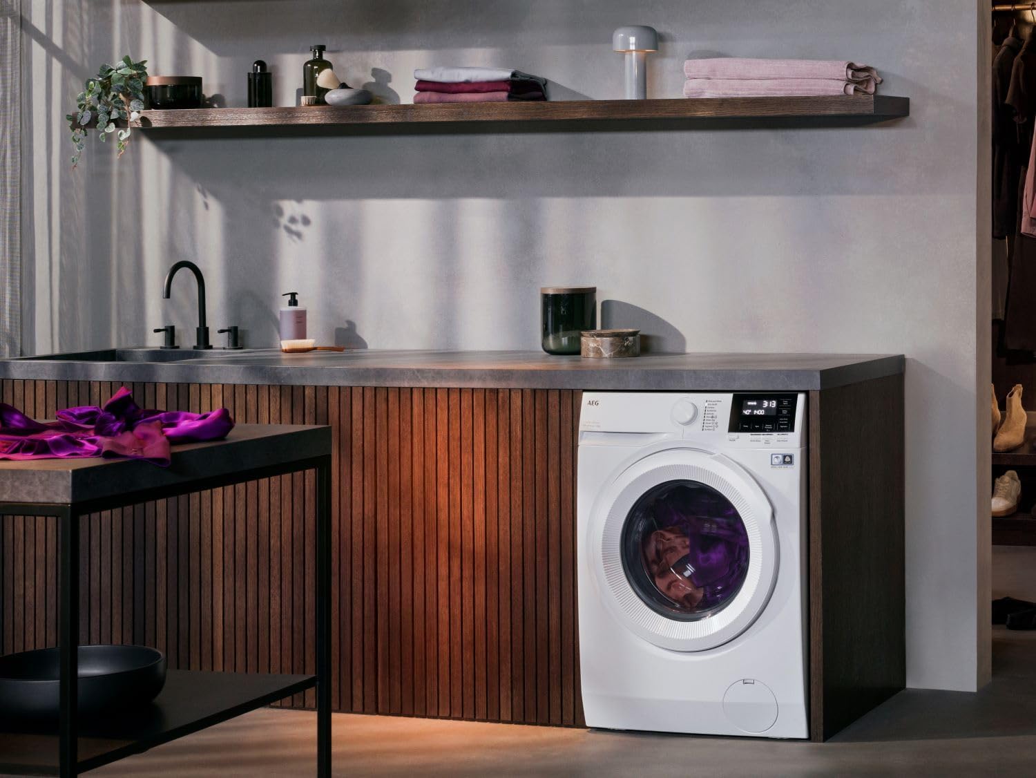 AEG L6FBG51470 Waschmaschine / Serie 6000 mit ProSense / Testsieger der Stiftung Warentest / 7,0 kg / Leise / Mengenautomatik / Nachlegefunktion / Kindersicherung / Wasserstopp / 1400 U/min