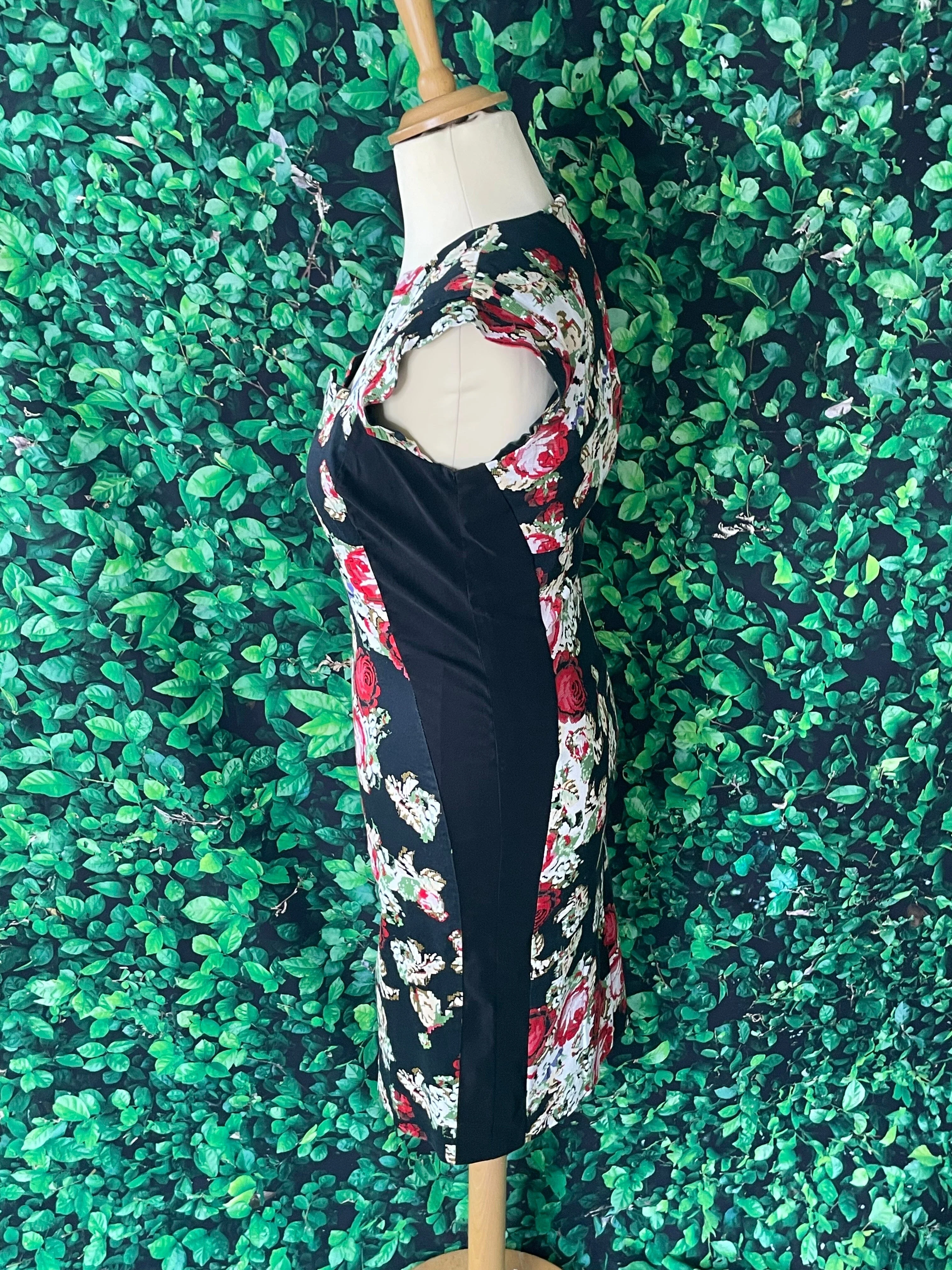 The Pretty Dress Company 50s Style Tapestry Roses Bodycon Dress