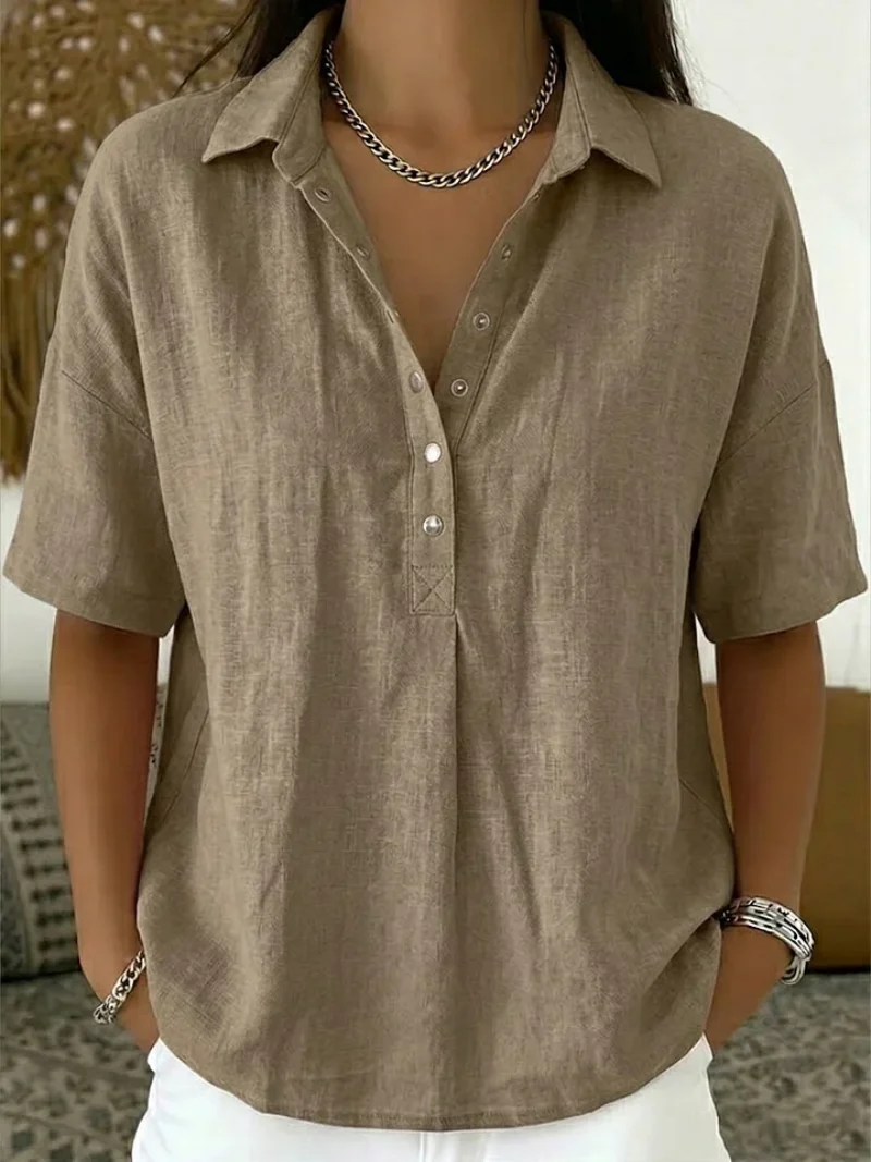 Women��s White Blouse Classic Button-Up Design
