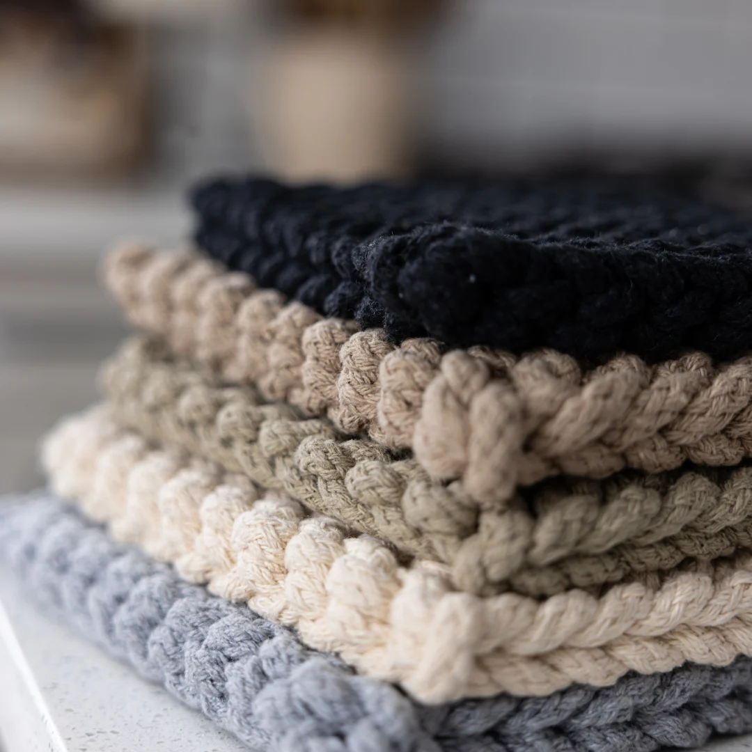 Ivory Knitted Pot Holder