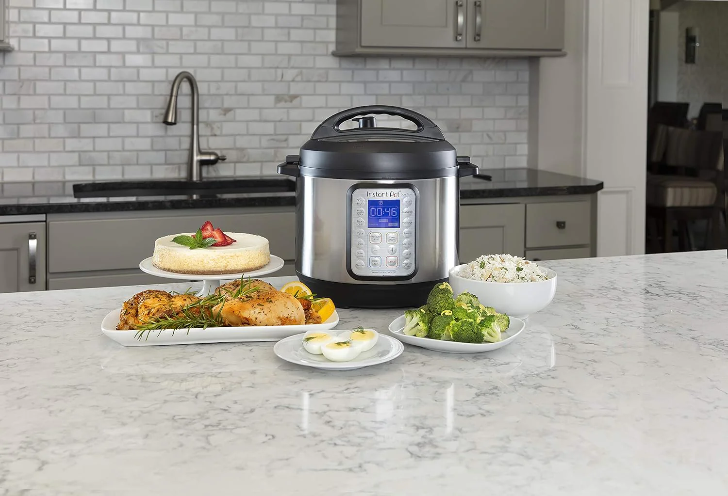 9-in-1 Multicooker, Pressure Cooker, Slow Cook, Rice Maker, Steamer, Sauté, Yogurt, Warmer & Sterilizer, Includes App With Over 800 Recipes, Stainless Steel, 6 Quarts