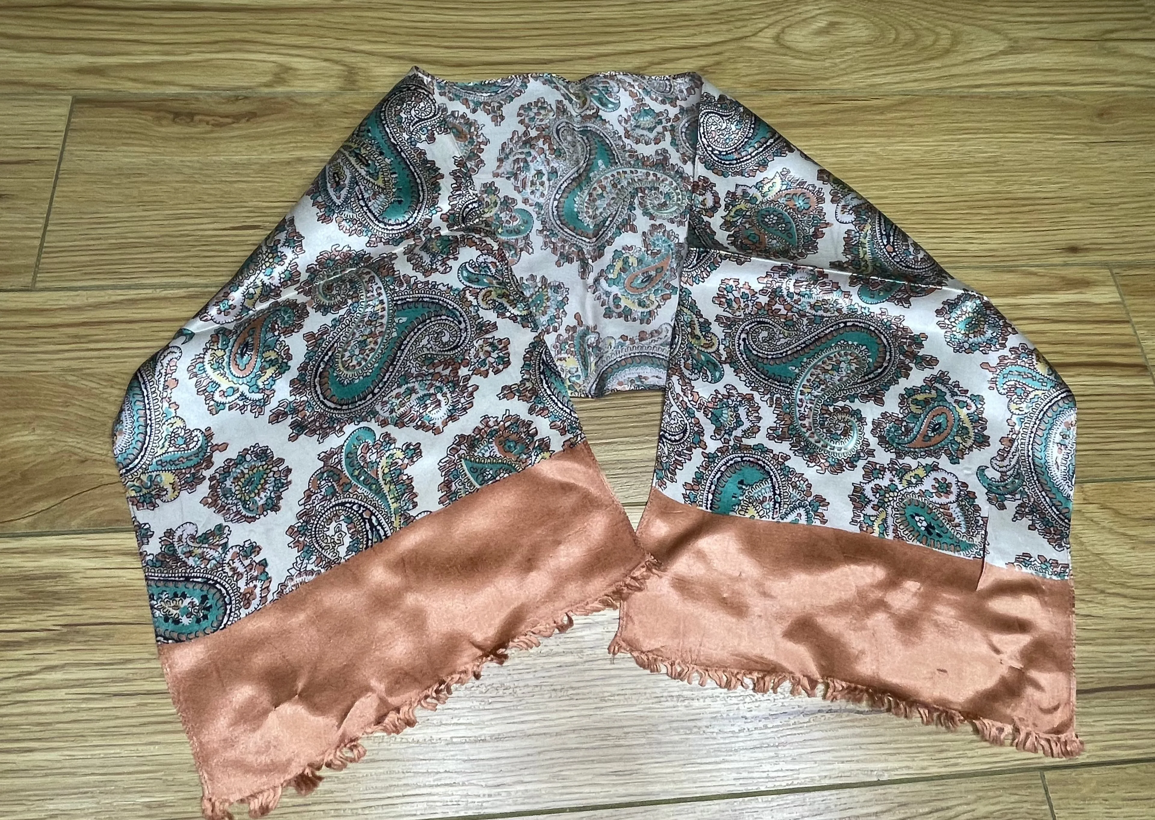 1960s Silk Evening Mod Soulboy Tuxedo Aviator Paisley Scarf