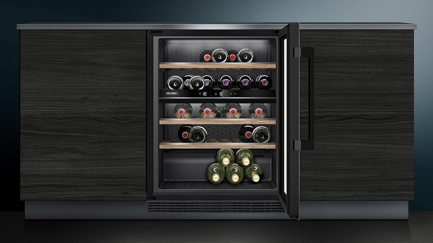 Siemens KU21WAHG0 iQ500 Weinkühlschrank, 82 x 60 cm, 44 Flaschen, Temperatur: 5-20 °C, Zwei separat gesteuerte Temperaturzonen, 120 L