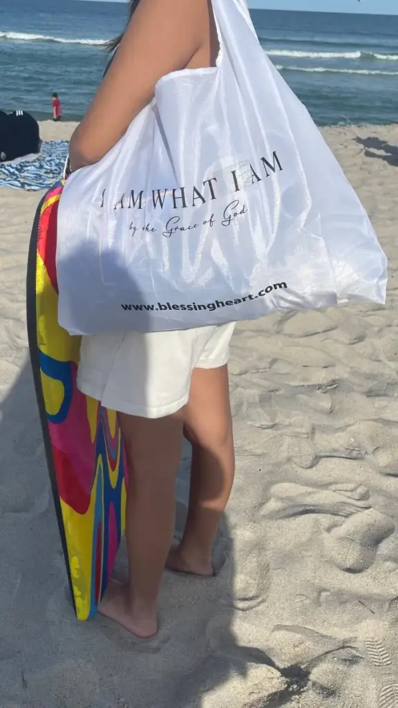I am What I am - Christian Gospel Shoulder Bag | Washable Nylon Bag | Personalized Bag | Travel Bag | Gifts for Women | Christian Shopping Bag Gospel Washable Nylon Bag (X Large)