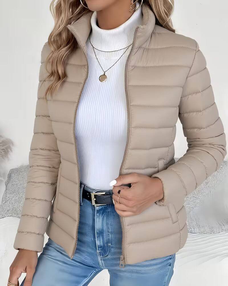Women��s Lightweight Quilted Puffer Jacket with Stand Collar