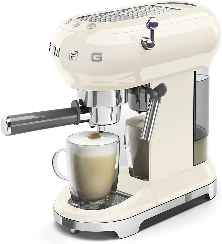 Smeg, ECF01WHEU Manual Espresso -Maschine, Cappuccino -System, Thermoblock, große Tassengehäuse und Doppelkaffeefunktion, 1 l Wassertank, kompakte Abmessungen, 1350W, Weiß