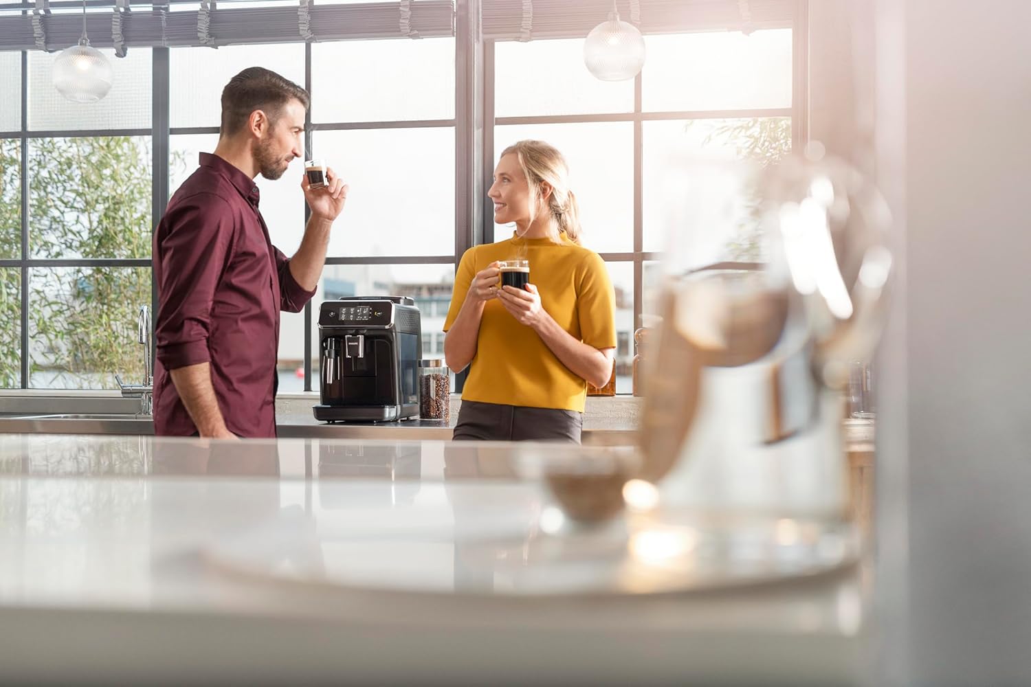 Philips Series 5400 volautomatische koffiemachine - LatteGo melksysteem, 12 koffiespecialiteiten, intu?tief display, 4 gebruikersprofielen, chroom (EP5447/90)