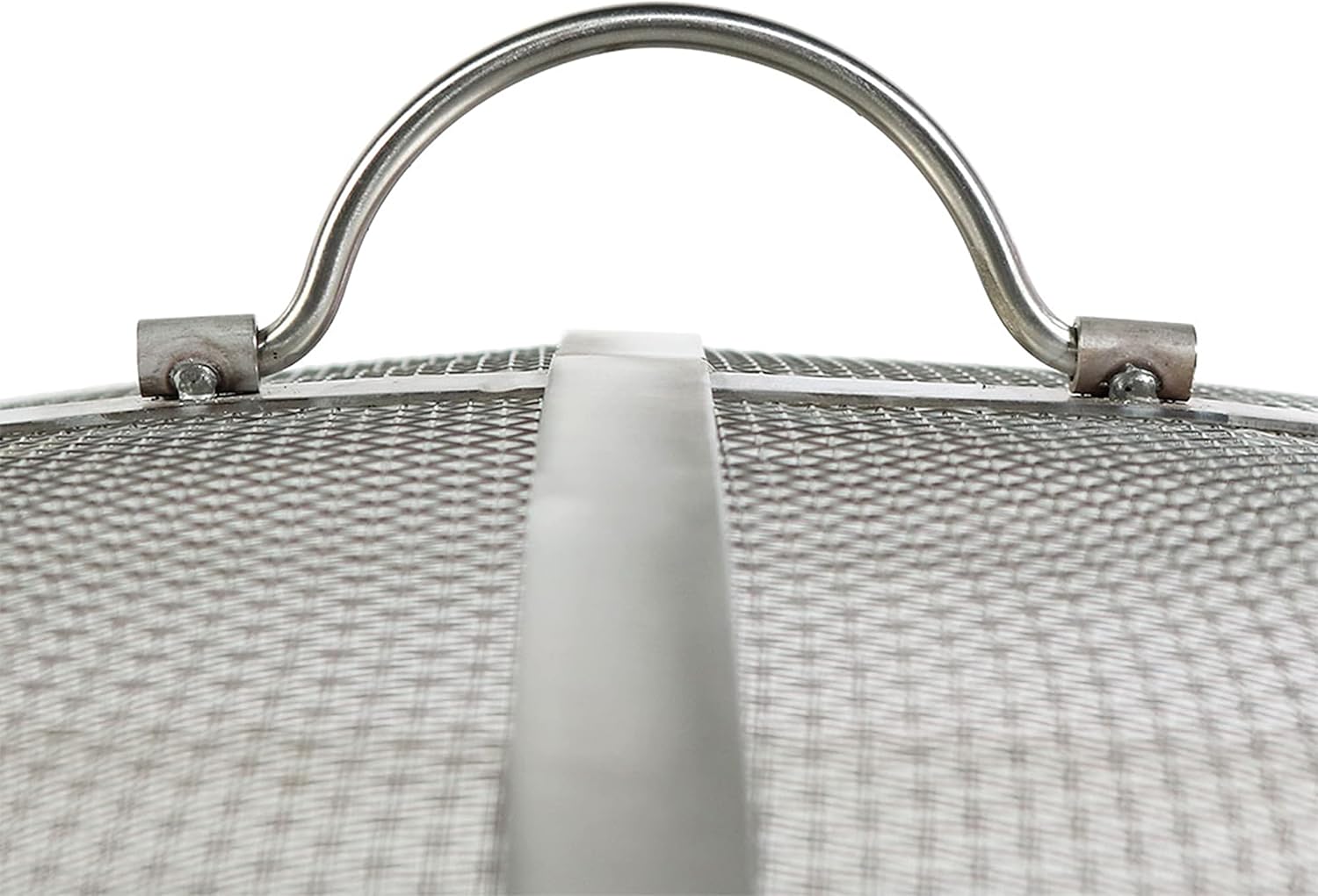 Sunnydaze Round Fire Pit Screen Cover - 30-Inch Stainless Steel Mesh Fire Pit Spark Screen - Spark Lid Top Cover with Handle