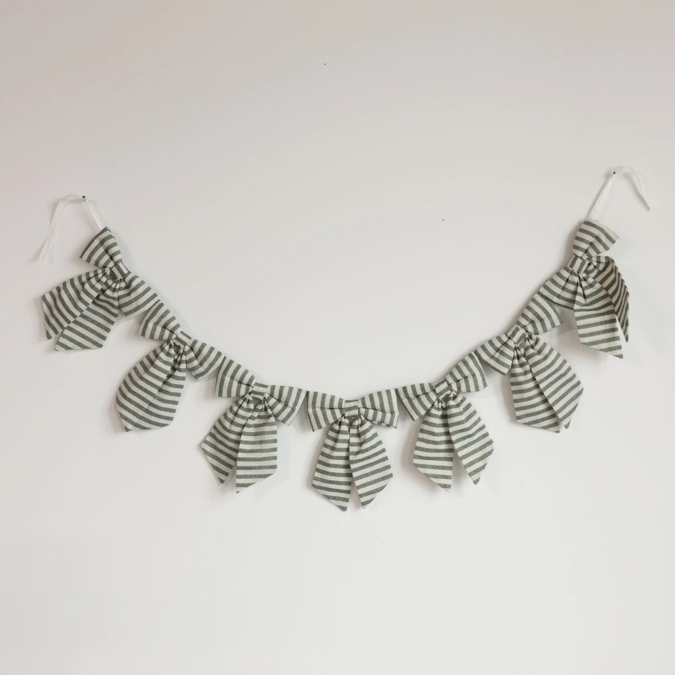 Striped Green & Gold Bow Garland