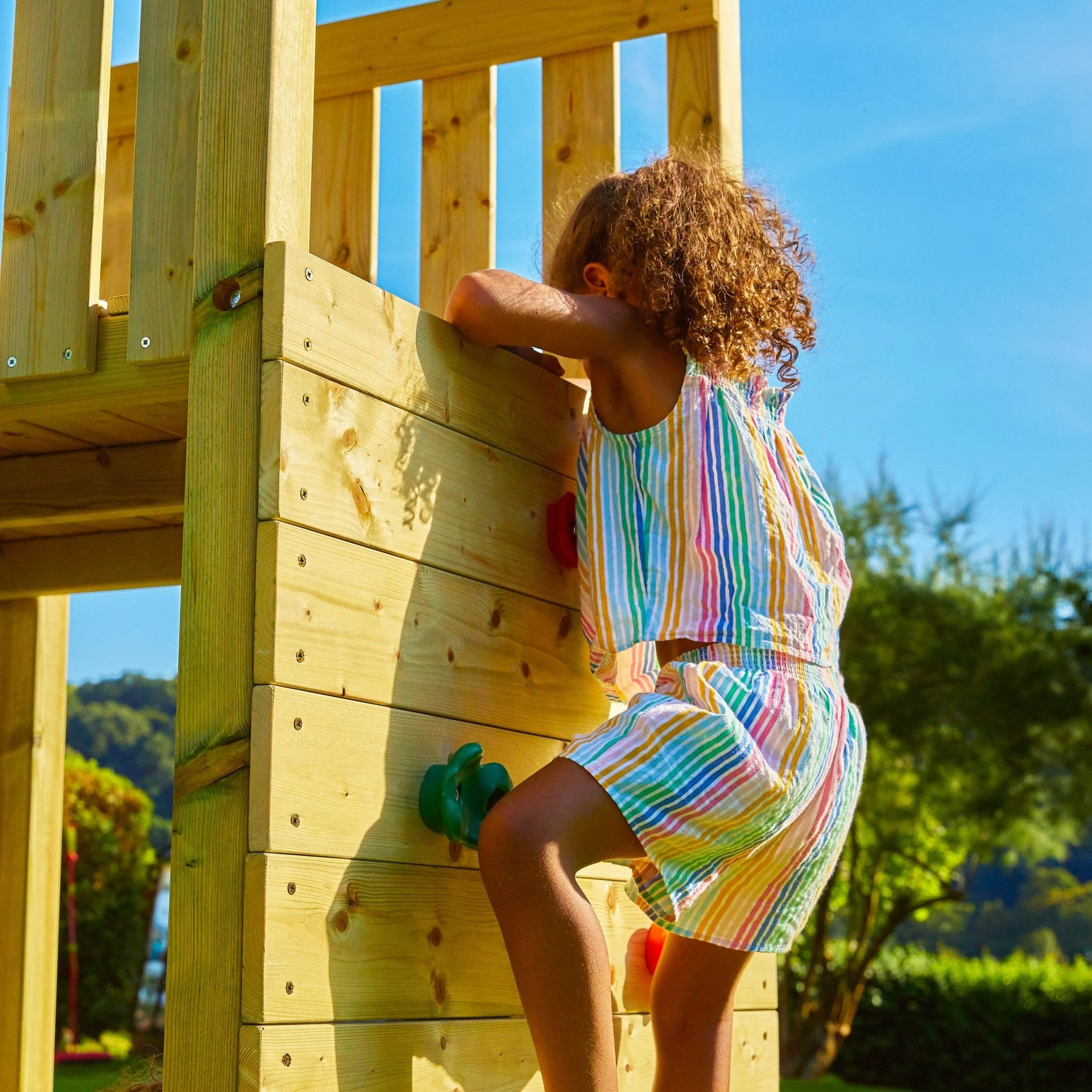 TP Skywood Klimstructuur van Hout met Ripple Glijbaan, Monkey Bars en Dubbele Schommelarm - FSC? Gecertificeerd