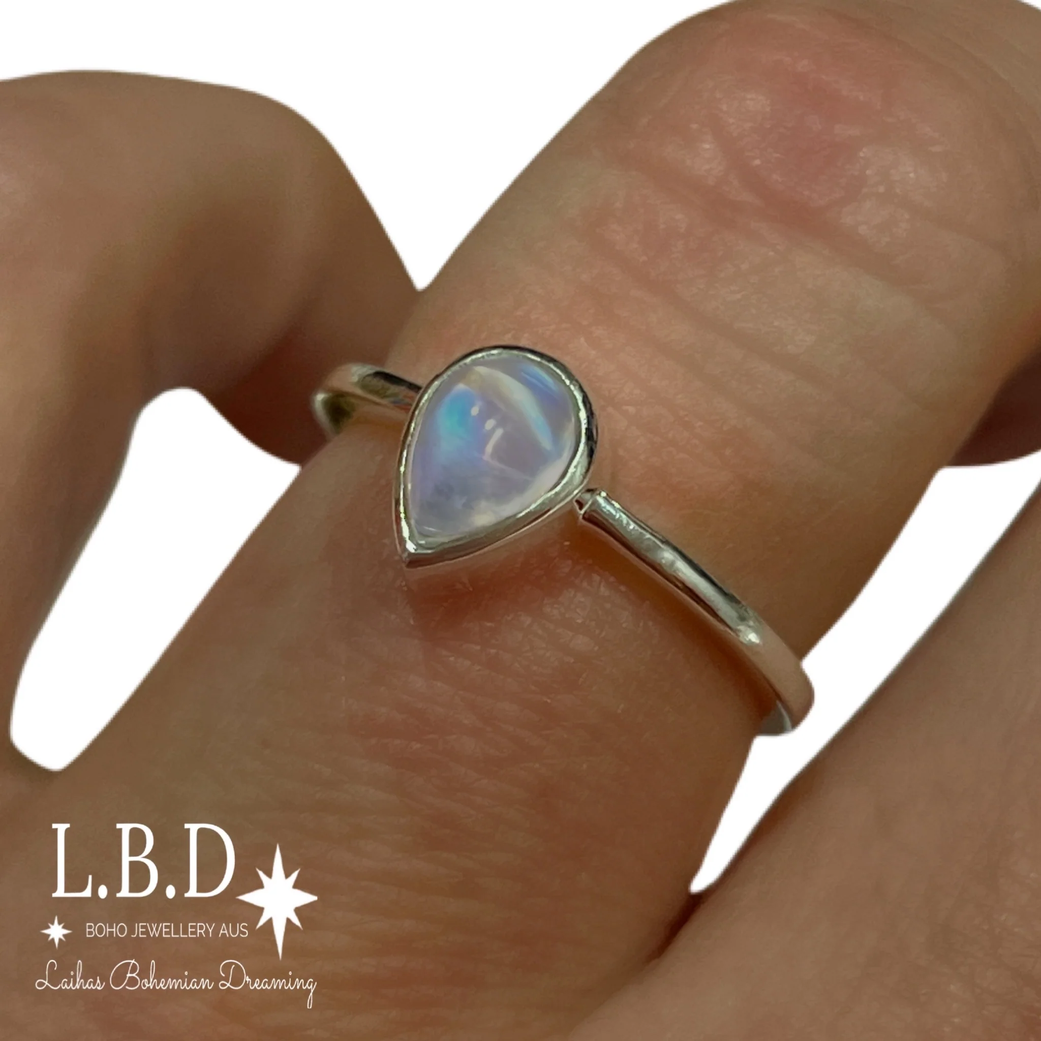 Laihas Mini Tearing Spirit Moonstone Ring