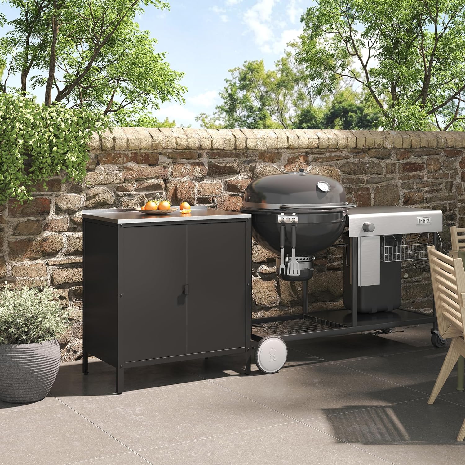 casa.pro Outdoor Schrank Bolognano Gartenschrank Balkonschrank Spind Zwei Türen für Innen- und Außenbereich 92x80x50 cm Schwarz, matt
