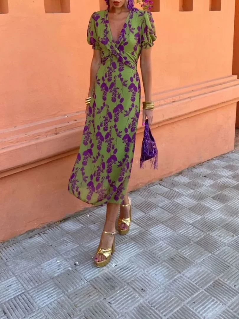 Womena??s Floral Midi Dress Lightweight V Neck Short Sleeve Design