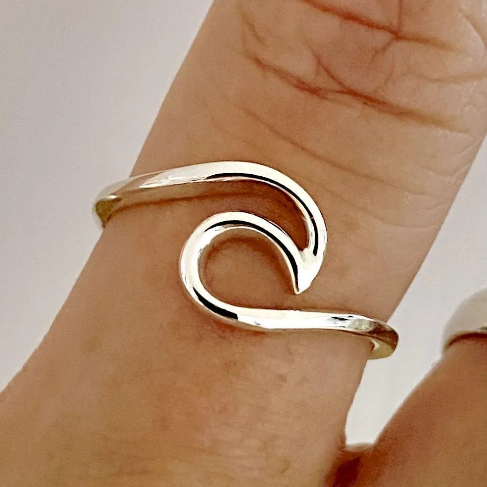 Laihas Sea Wave Sterling Silver Ring Ass sizes