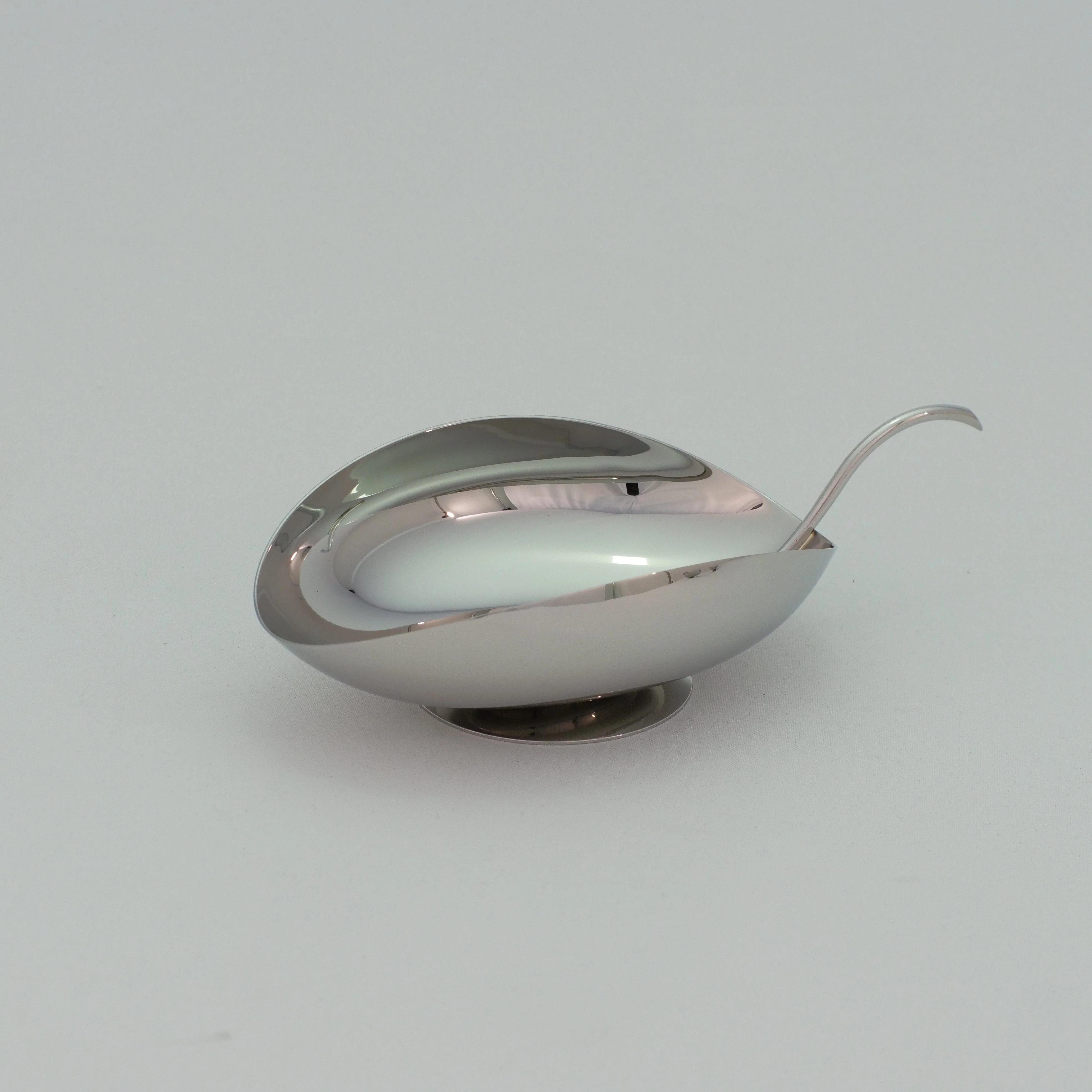 Folha Curved Leaf Cup, Small Silver-plated