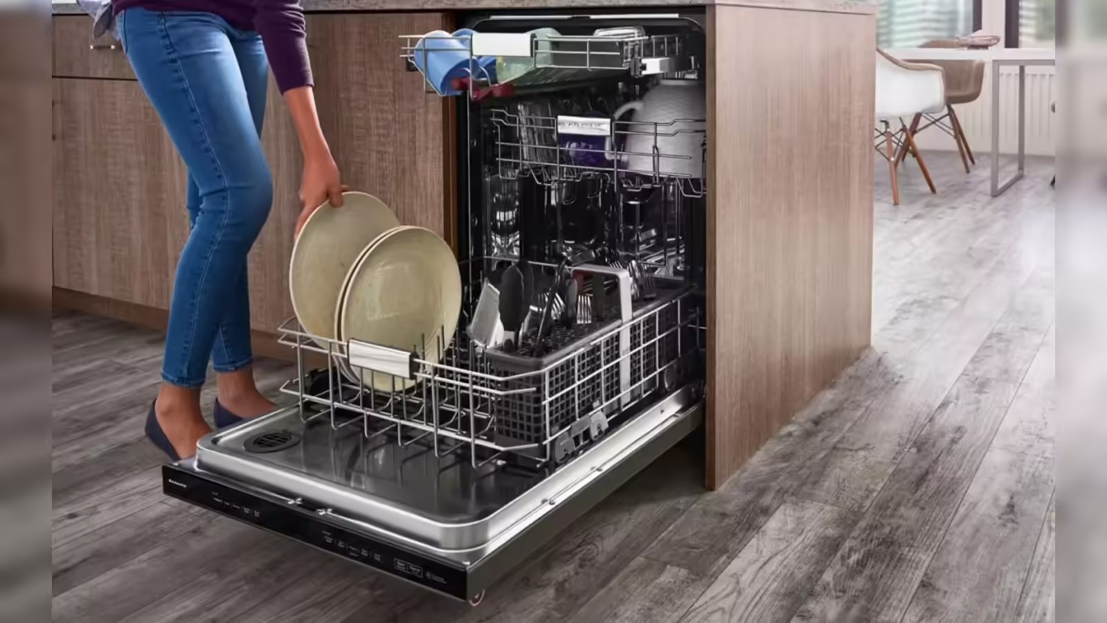 LAVASTOVIGLIE E COMPATTATORI