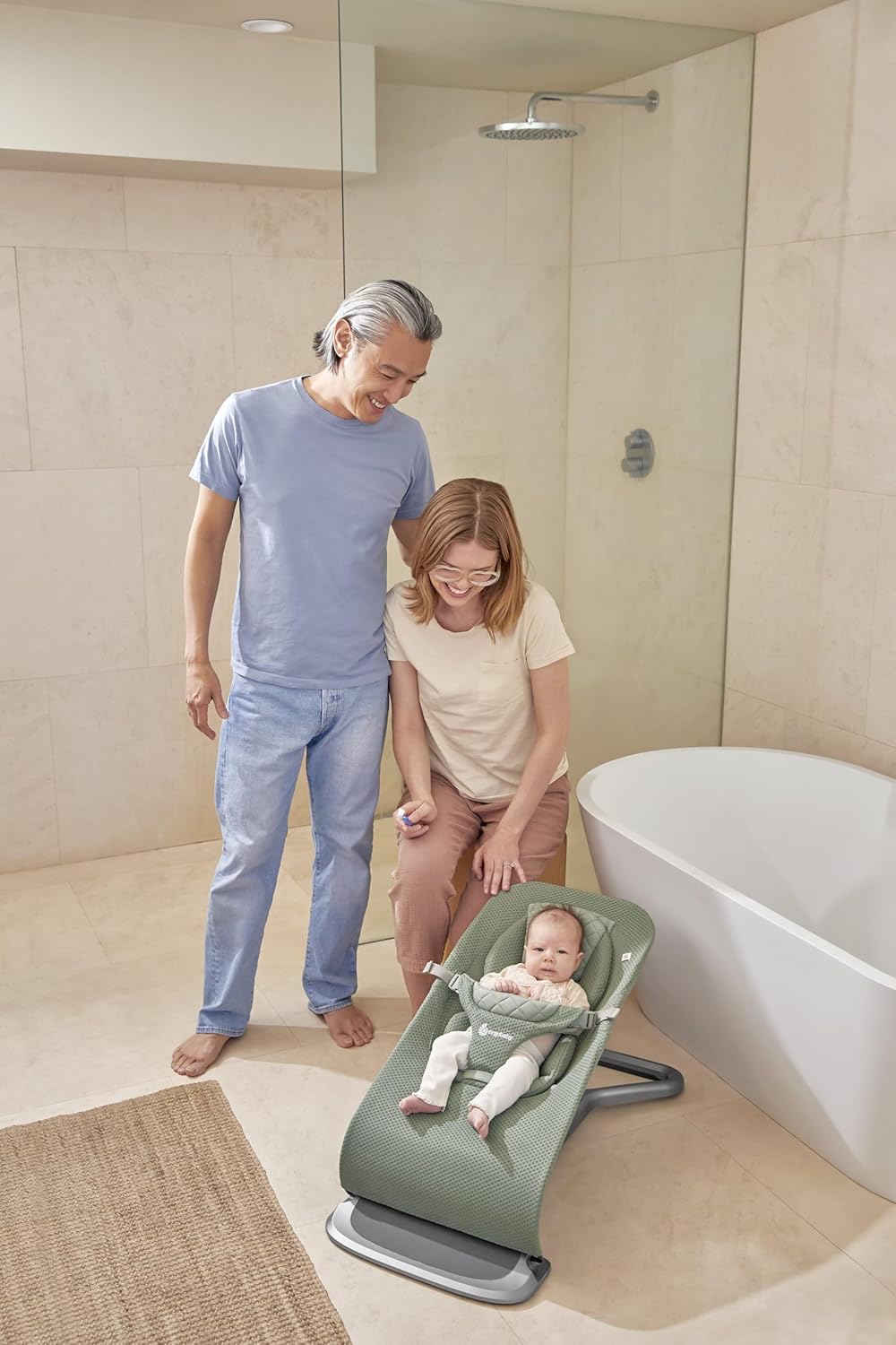 Ergobaby 3-in-1 Evolve Bouncer, Ergonomische Babywippe für Neugeborene ab Geburt bis zum Kleinkind, Babyschaukel mit Neugeboreneneinsatz (2,5 kg - 13,2 kg), Cream