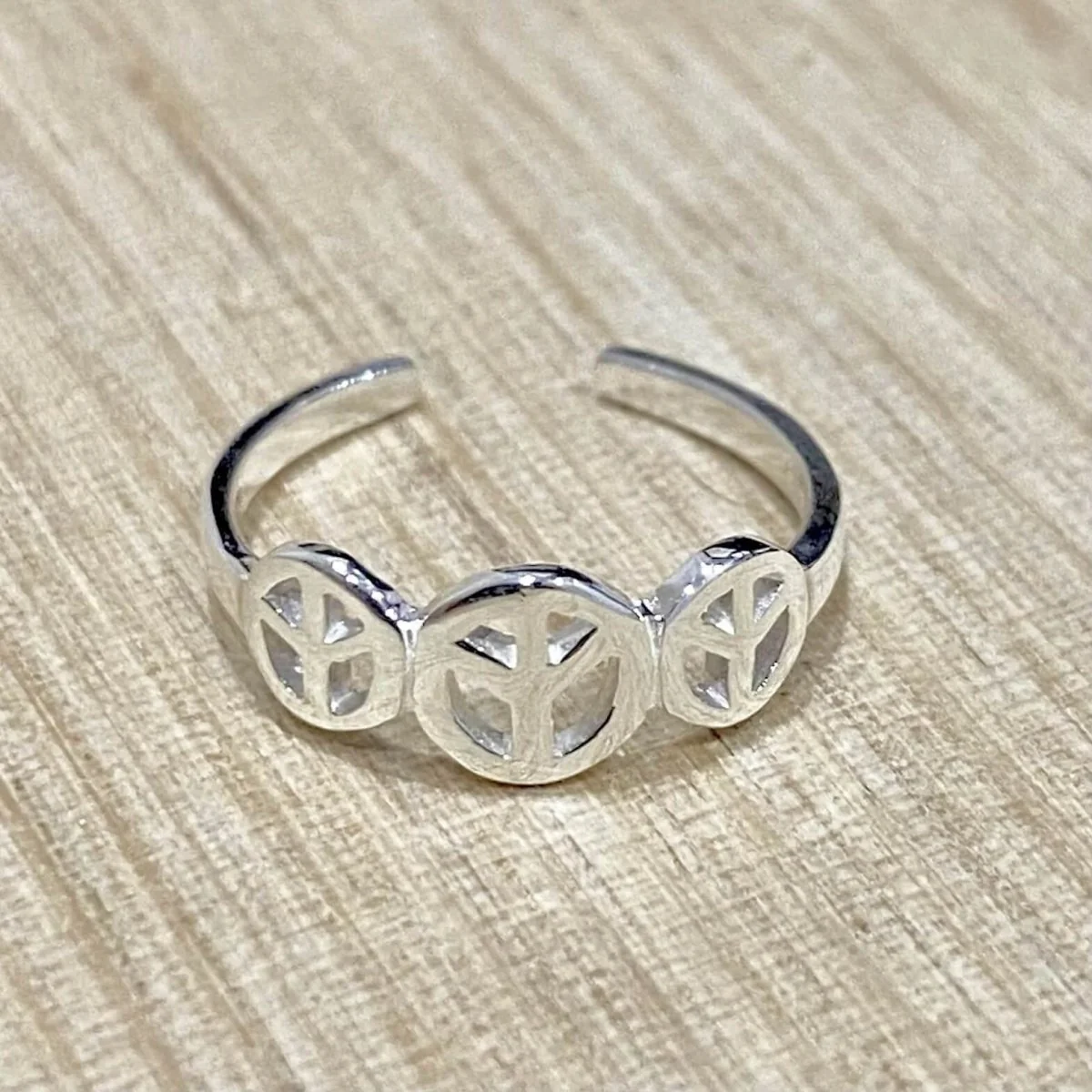Laihas Summer Peace Toe Ring Adjustable