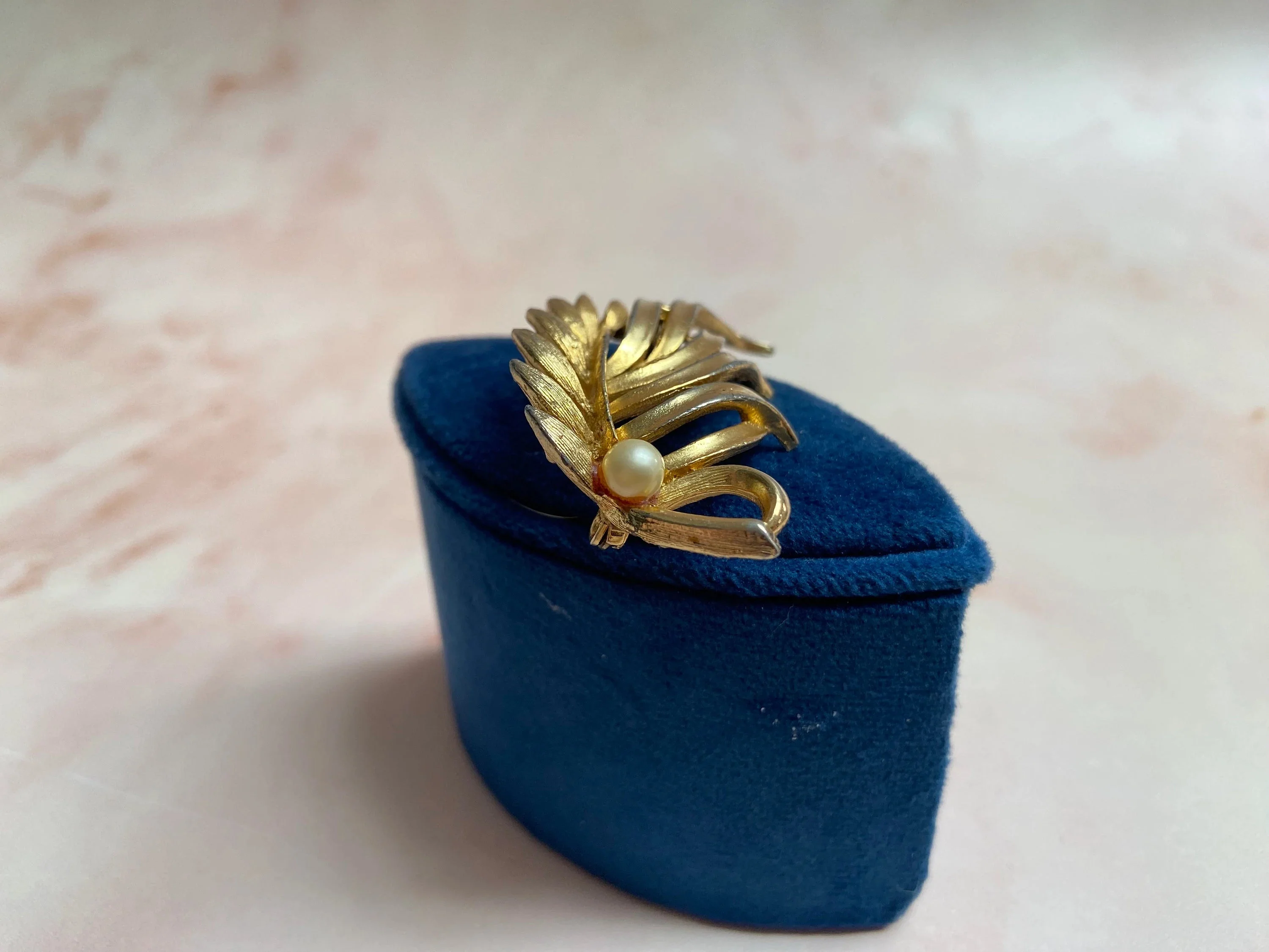 1950s Kramer Leaf & Pearl Brooch Signed 'Golden Look' Collection