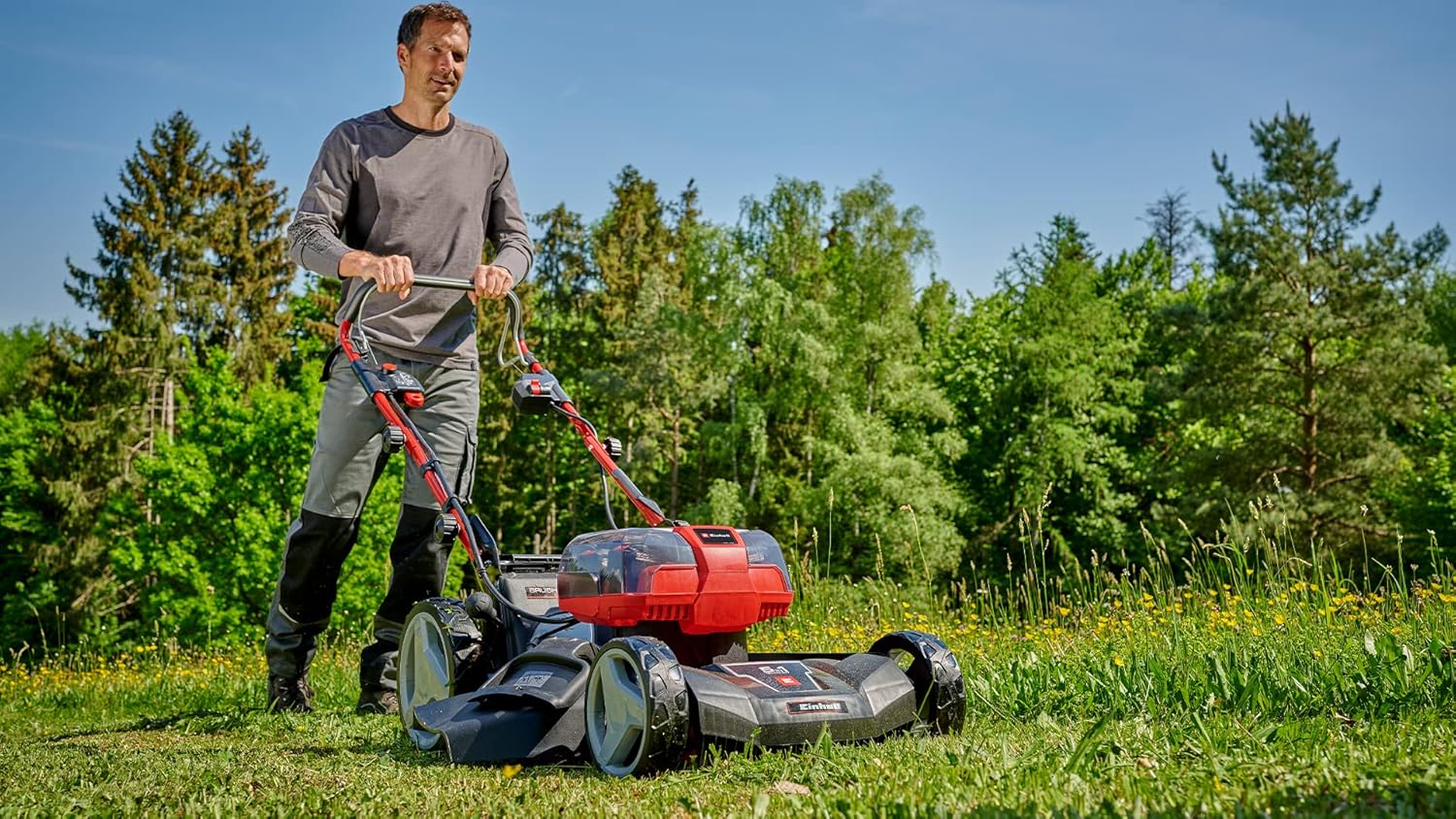 Einhell Professional Tosaerba a batteria GP-CM 36/47 S HW Li Kit Power X-Change (36 V, 47 cm larghezza di taglio, 700 m², trazione semovente, Brushless, funzione mulching incl. 4x 4,0 Ah batteries, 2x