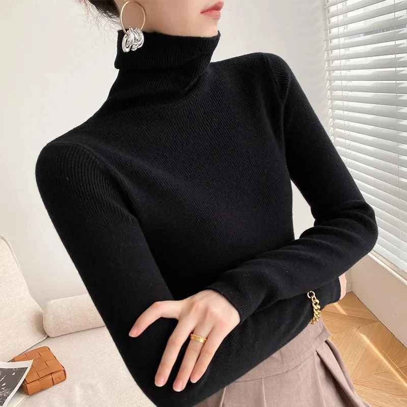 Women��s Turtleneck Sweater Lightweight Slim Fit Design
