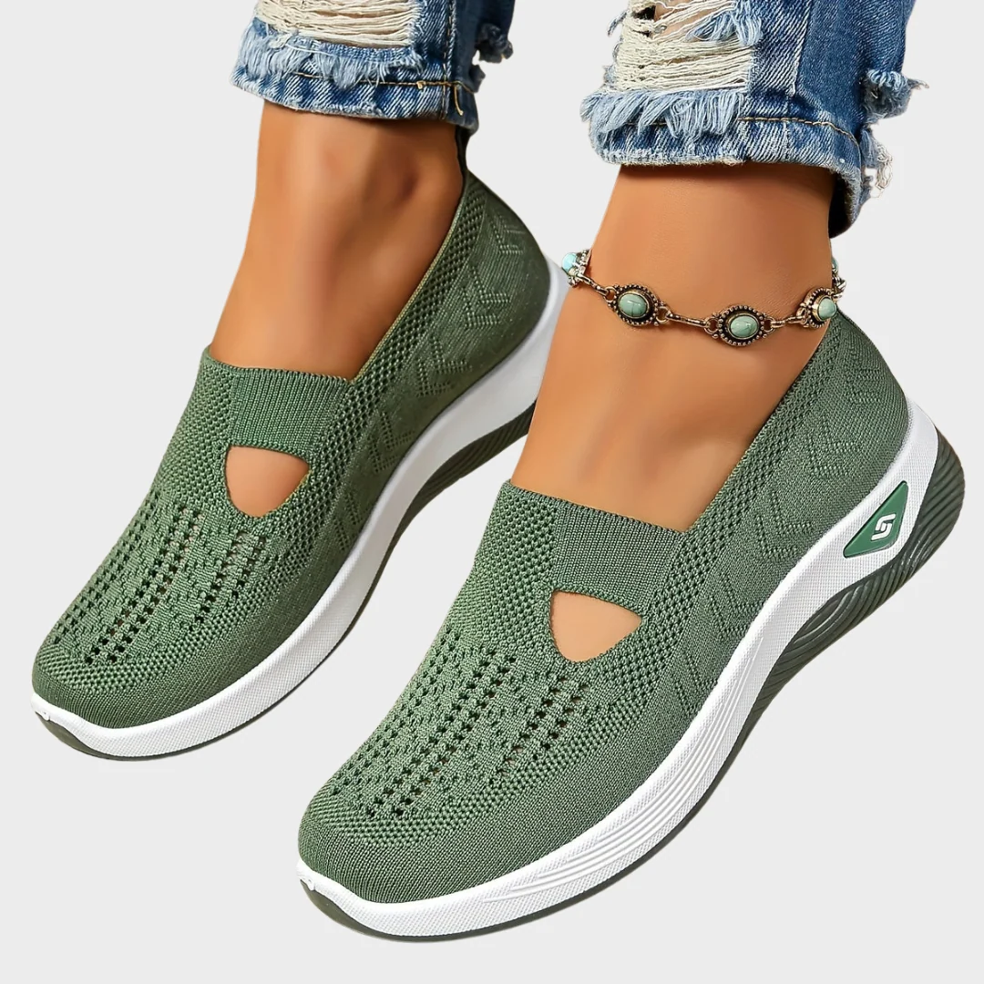 Women��s Slip-On Shoes Comfortable Supportive Design