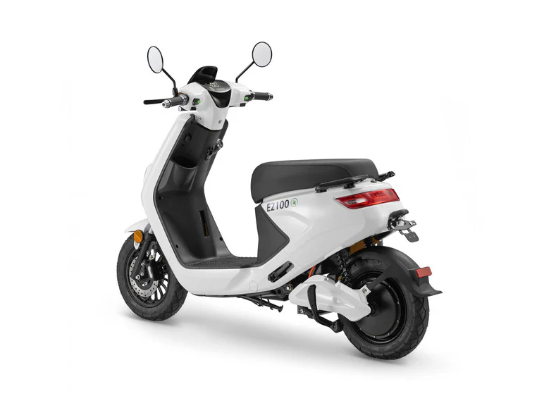 Luxxon Elektroroller E2100, 2000 Watt Motor, max. 45 km/h, bis zu 71 km