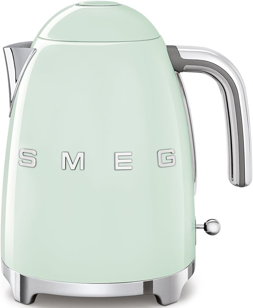 Smeg, KLF03PGEU 1.7L Wasserkocher, Soft-Opening-Kannenverschluss, Herausnehmbarer Anti-Kalkfilter aus Edelstahl, Automatische Abschaltung bei 100°C, Rutschfeste Stellfüße, 2400W Leistung, Pastellgrün