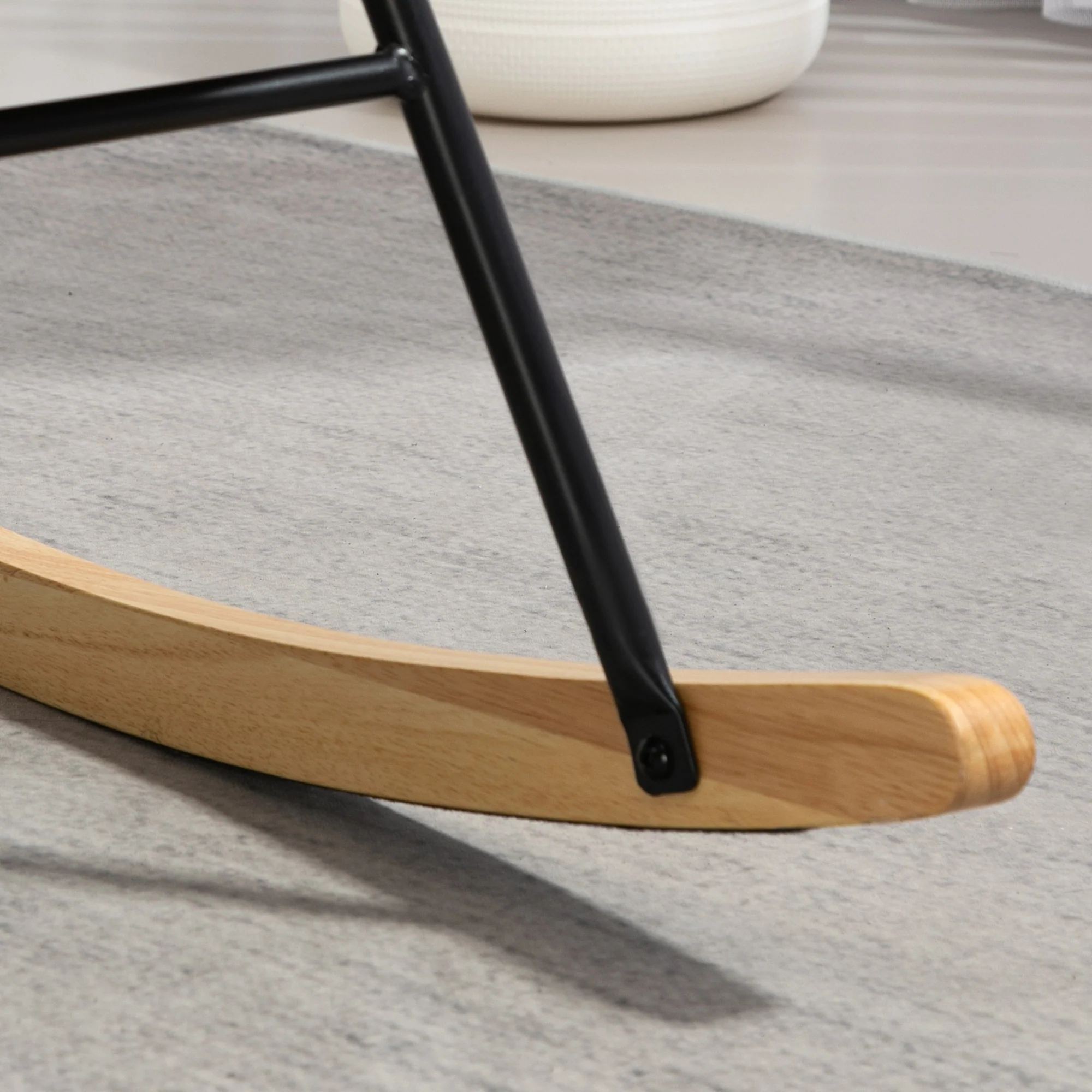 HOMCOM Schommelstoel in Samt-uitstraling met Lendenkussen, tot 120 kg, 67 x 85 x 112 cm, Crèmewit