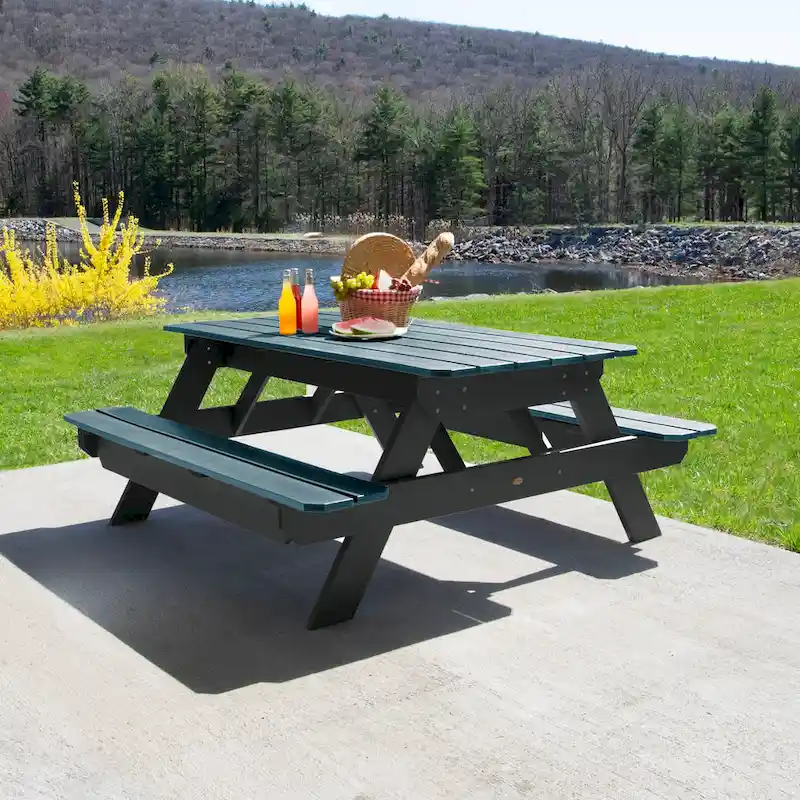 HIGHWOOD Eco-friendly Picnic Table