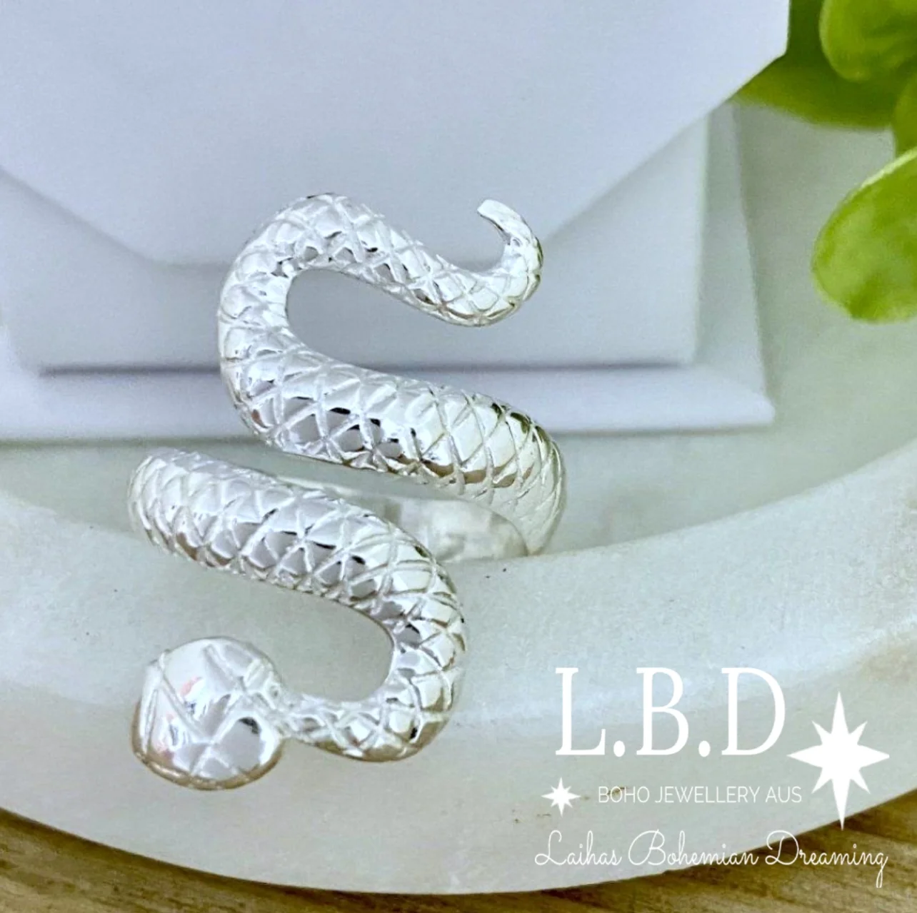 Laihas Handmade Rebirth Snake Sterling Silver Ring