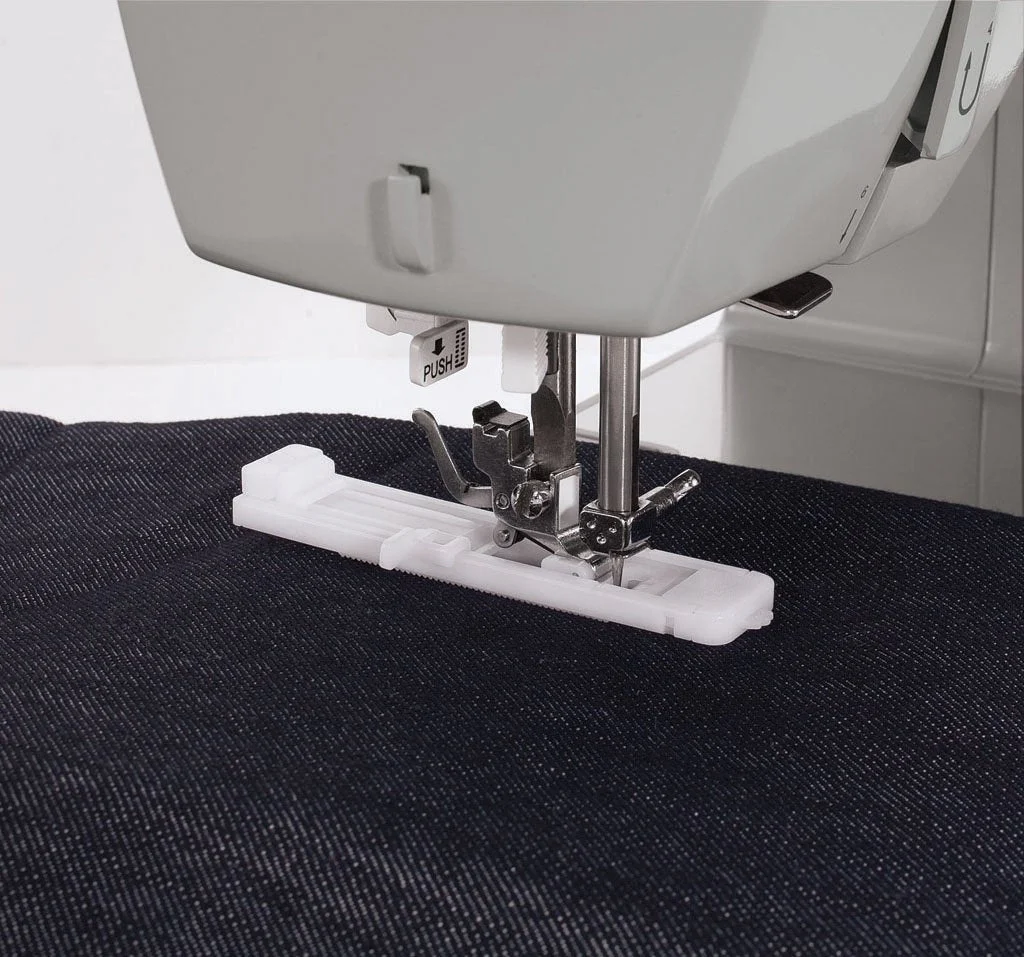 SINGER Heavy Duty 4423 Sewing Machine