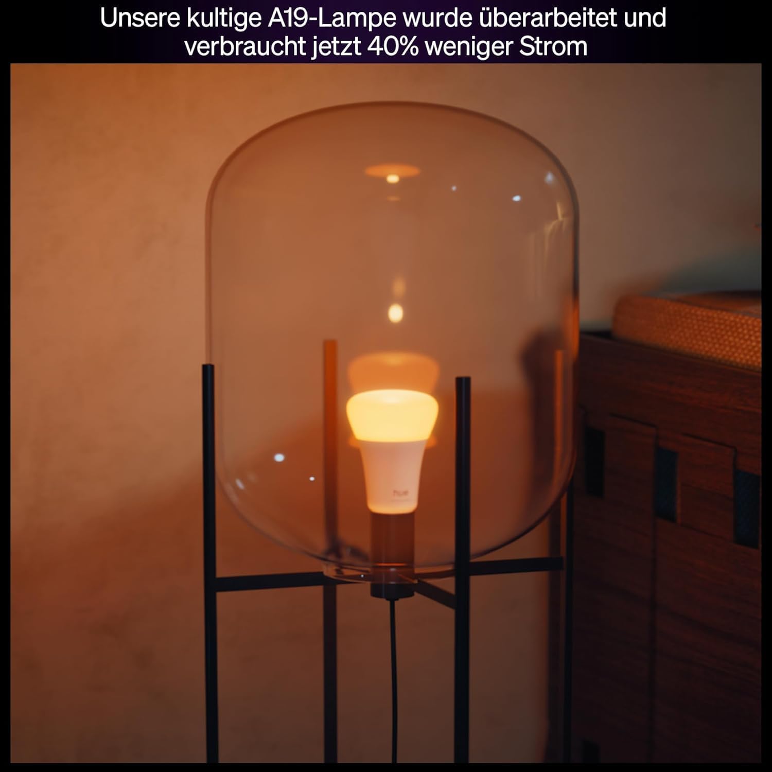Hue Bundle – 4 x Quad-Packs White Ambiance 810 A60 E27 Smart-Leuchtmittel (16 Glühbirnen), dimmbare LED, warmes bis kaltes Licht, App- und Sprachsteuerung, funktioniert mit Alexa, Google Home