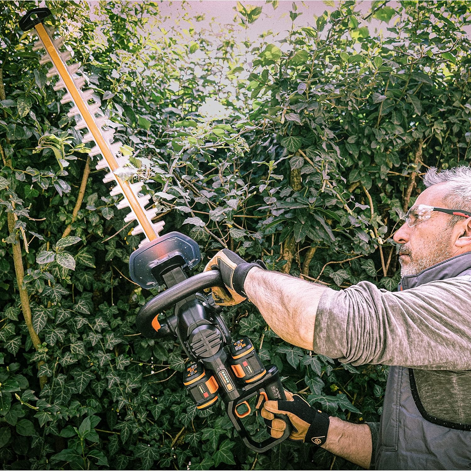 WORX WG286E.9 Nitro Tagliasiepi a batteria professionale 40V – taglio preciso anche ad angoli difficili – potente motore brushless – lunghezza di taglio 58cm – distanza tra i denti 27mm – senza batteria e caricabatterie