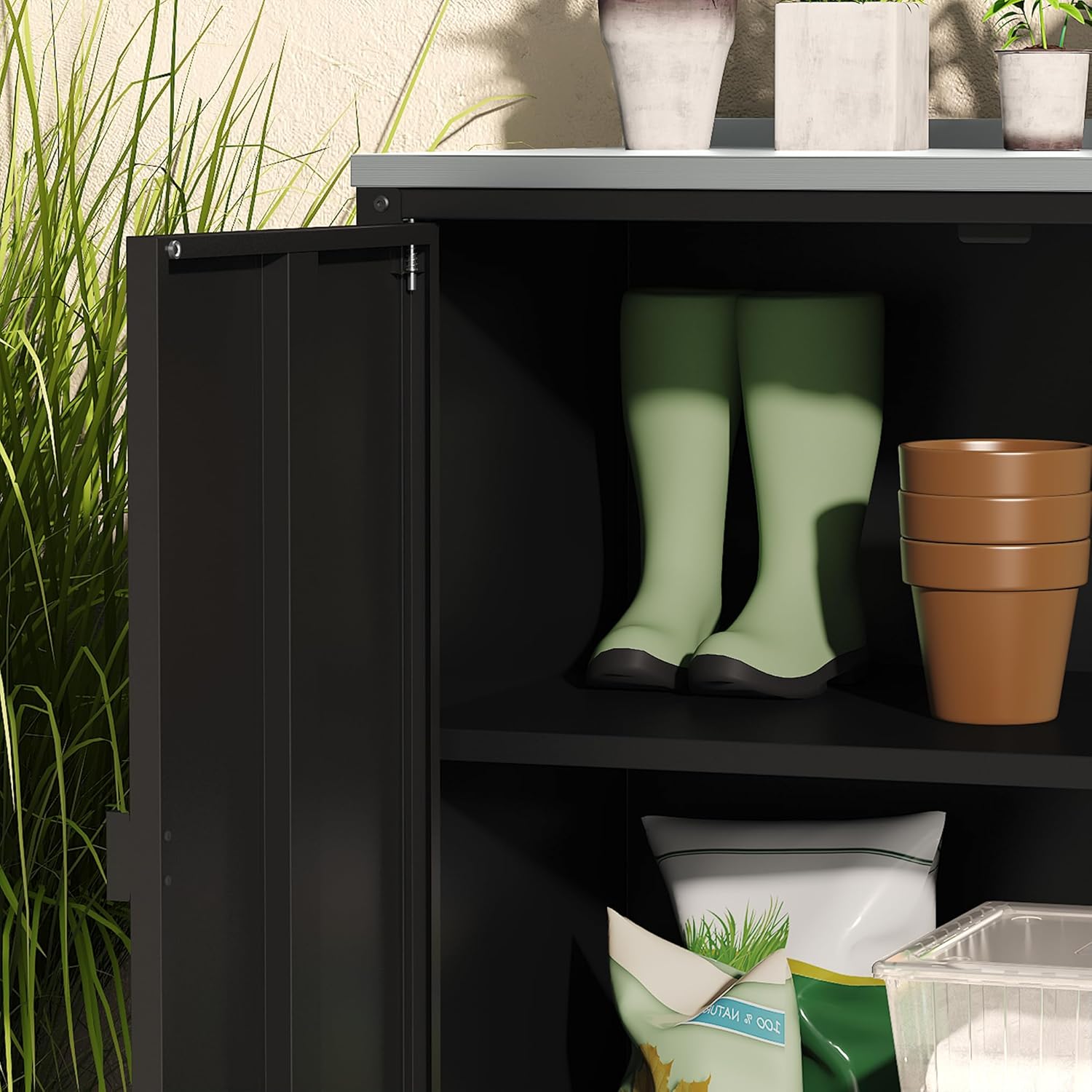 casa.pro Outdoor Schrank Bolognano Gartenschrank Balkonschrank Spind Zwei Türen für Innen- und Außenbereich 92x80x50 cm Schwarz, matt